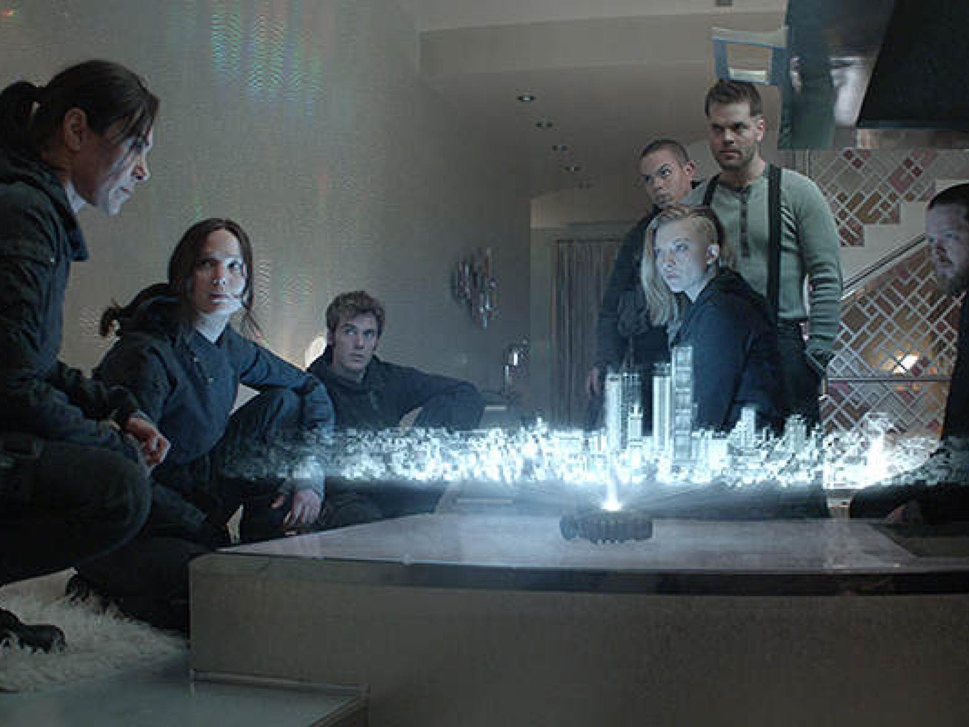 Szenenbild: Lagebesprechung