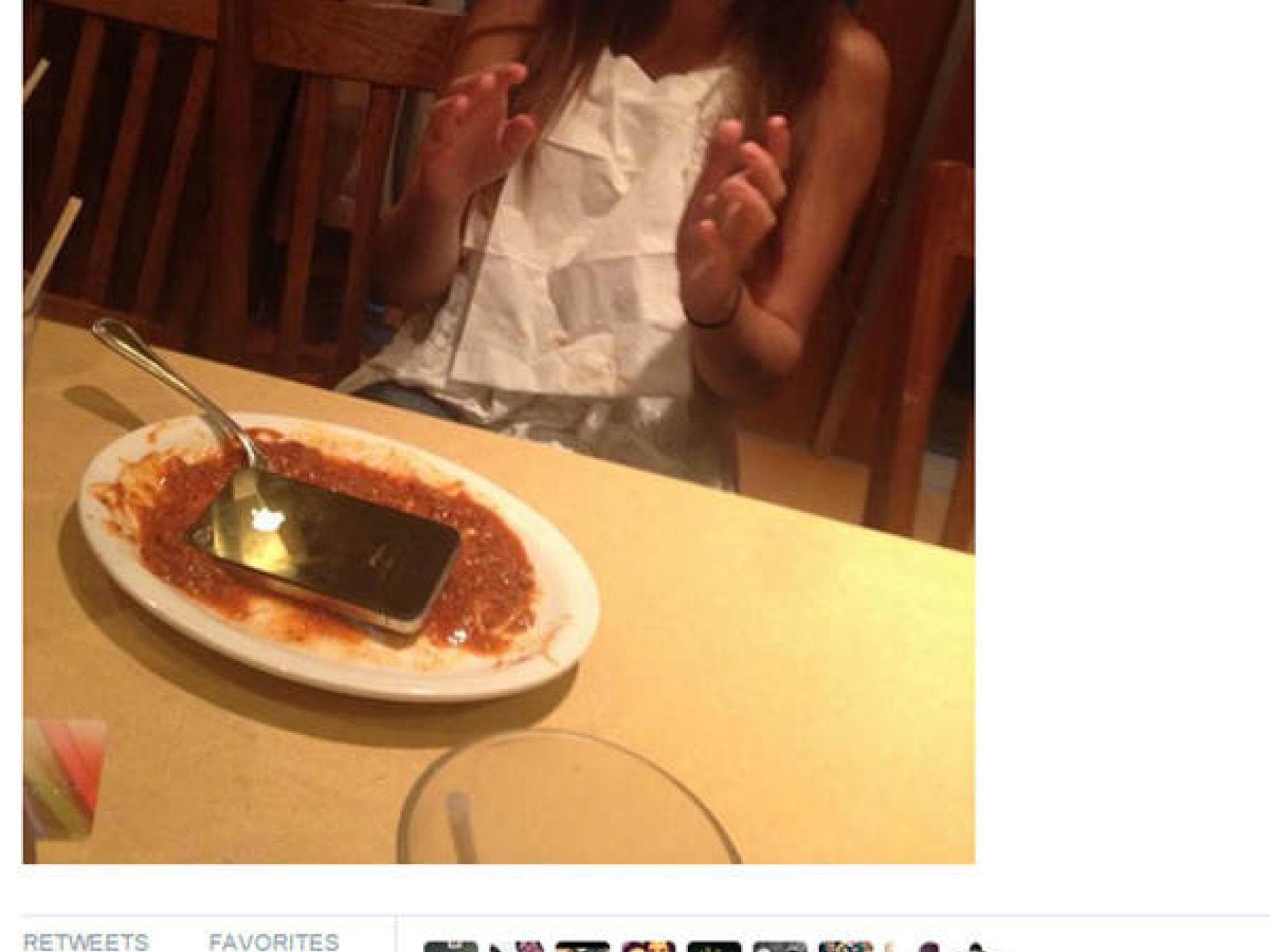 Spaghetti Bolognese, bitte! Spaghetti Bolognese, bitte!