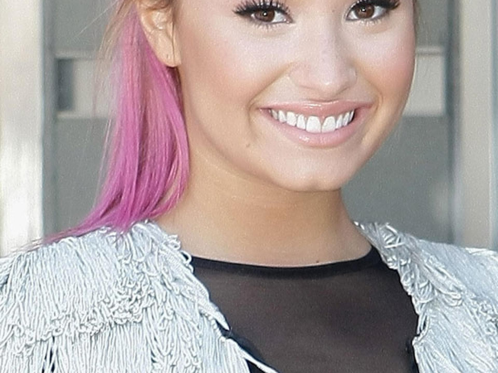 Demi Lovato mit Color Block Hair