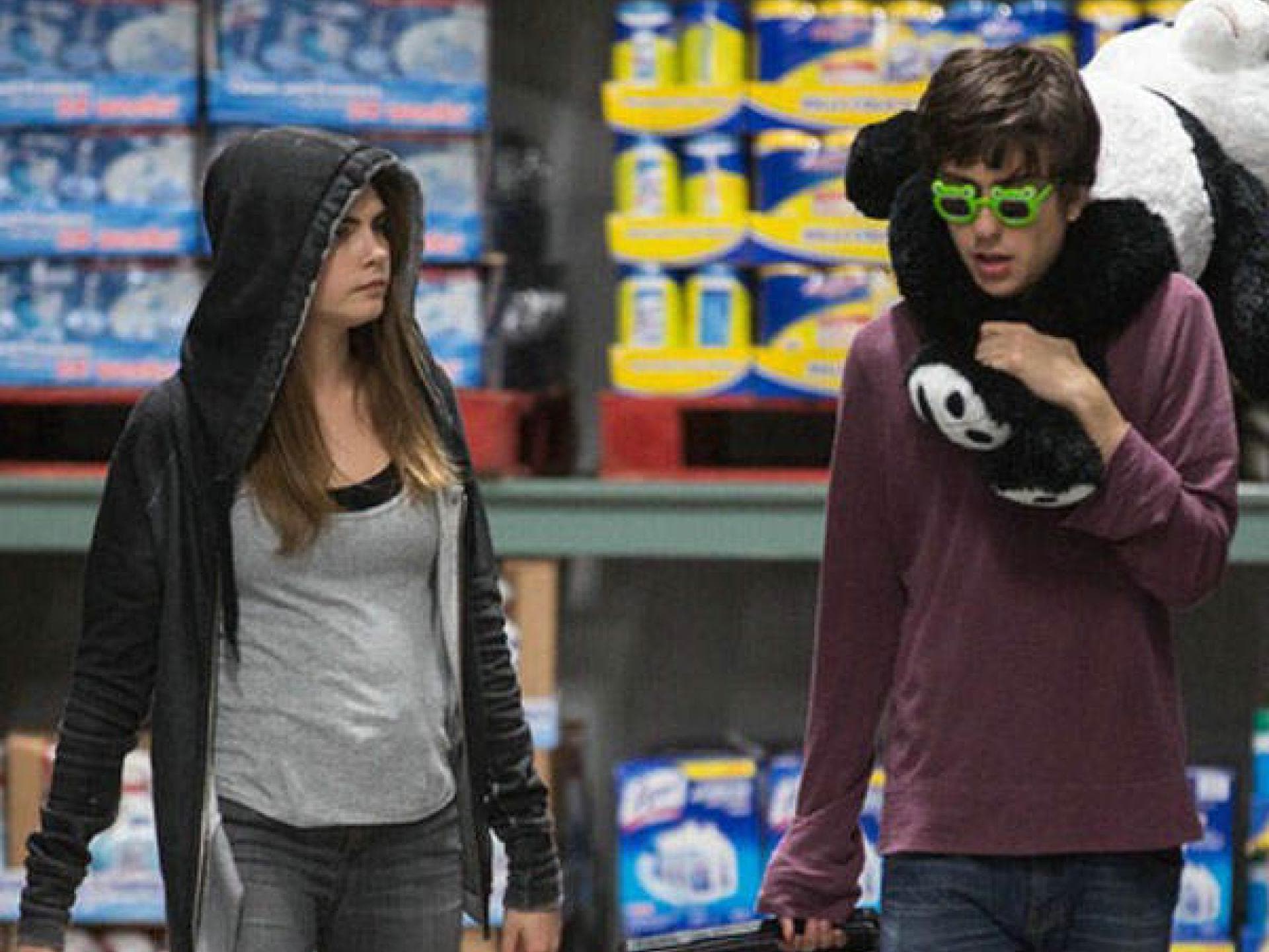 Margo und Q. beim Einkauf