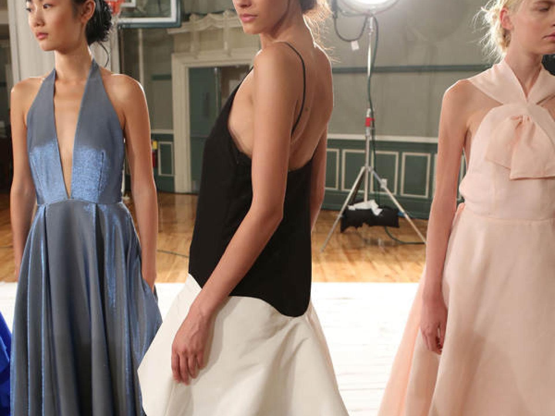 Alisar Ailabouni für Rosie Assoulin Alisar Ailabouni für Rosie Assoulin