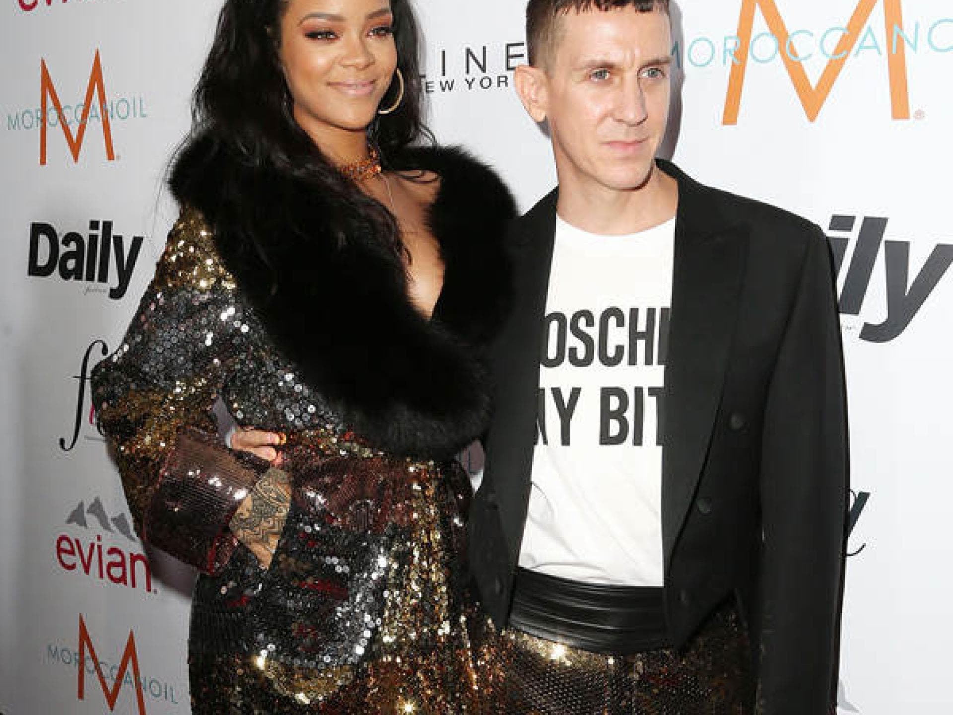Rihanna: Fashion Los Angeles Awards