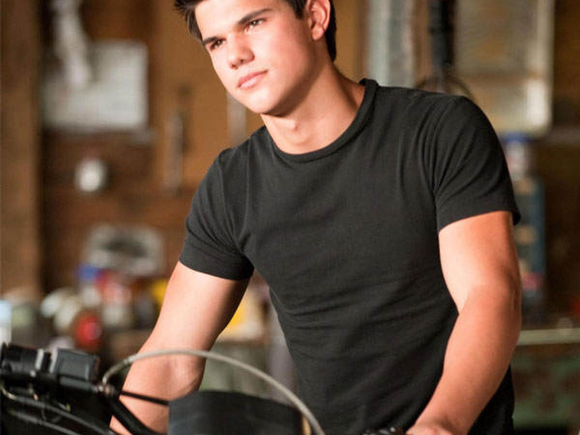 Taylor Lautner „Biss-Reihe“: Nachher Taylor Lautner „Biss-Reihe“: Nachher