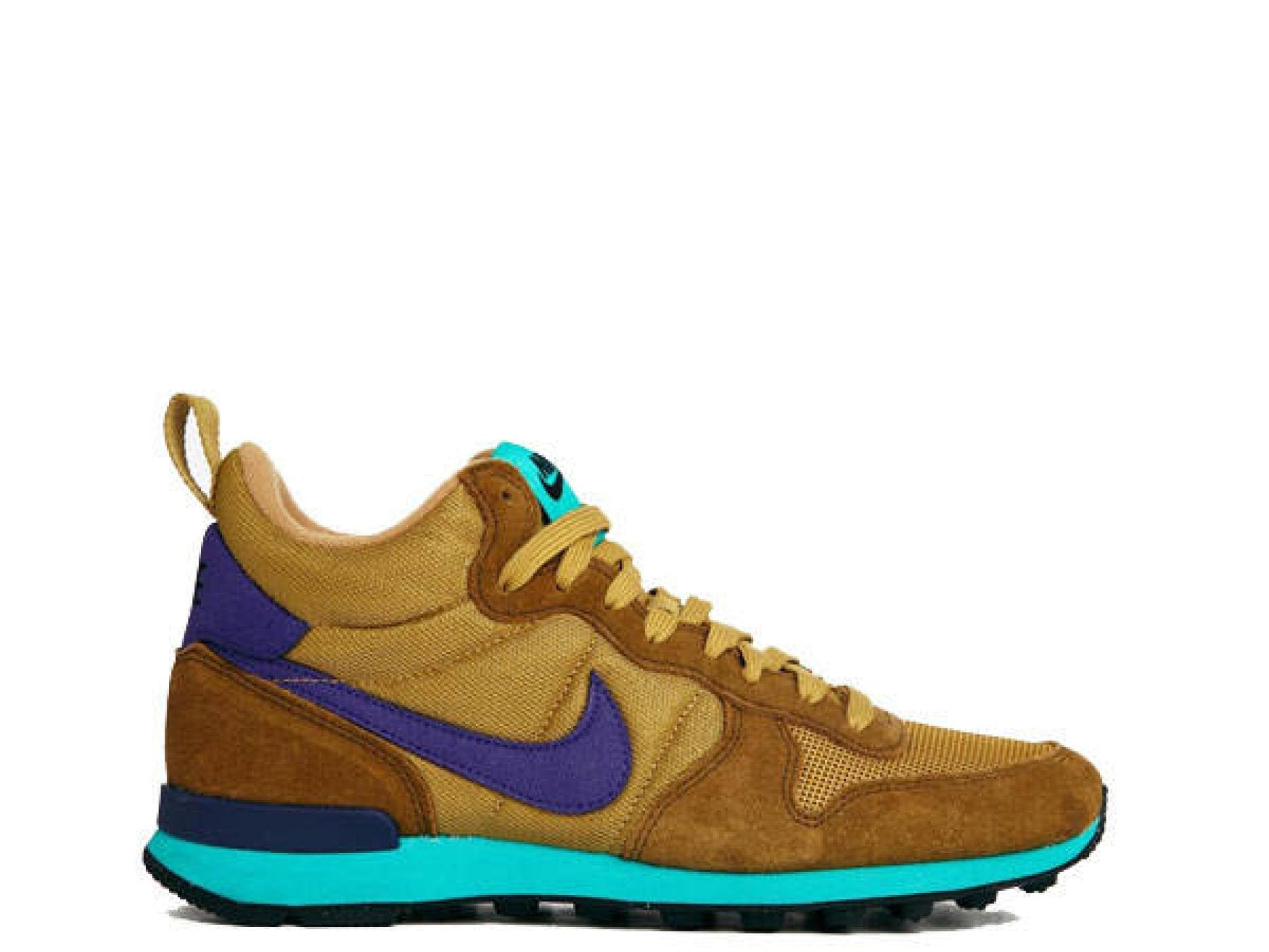 Hohe Turnschuhe von Nike