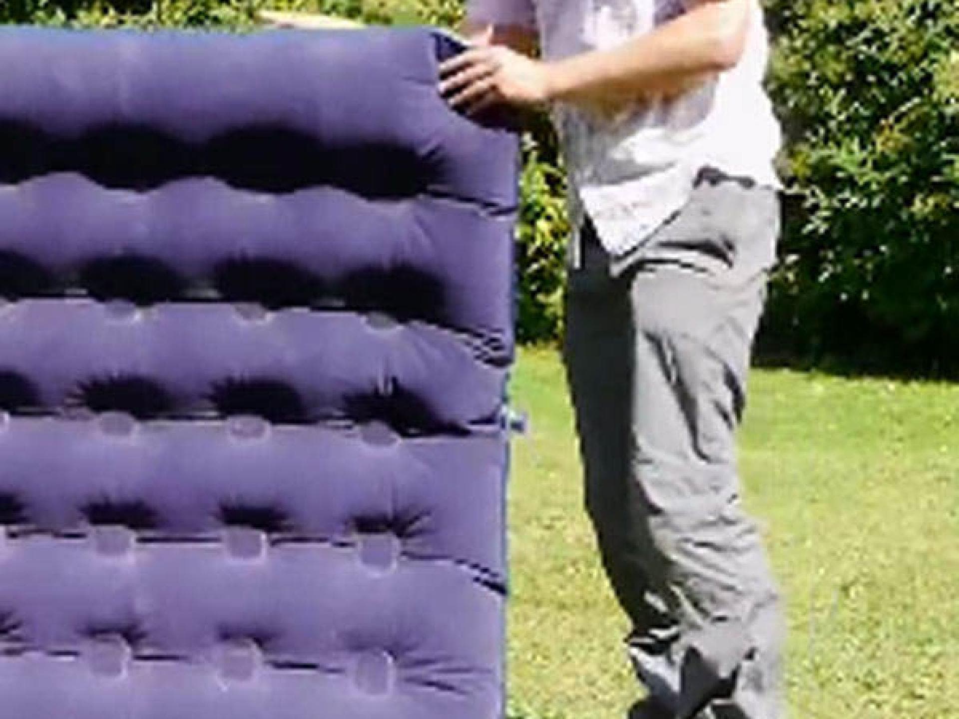 Life Hack: Matratze aufblasen ohne Pumpe