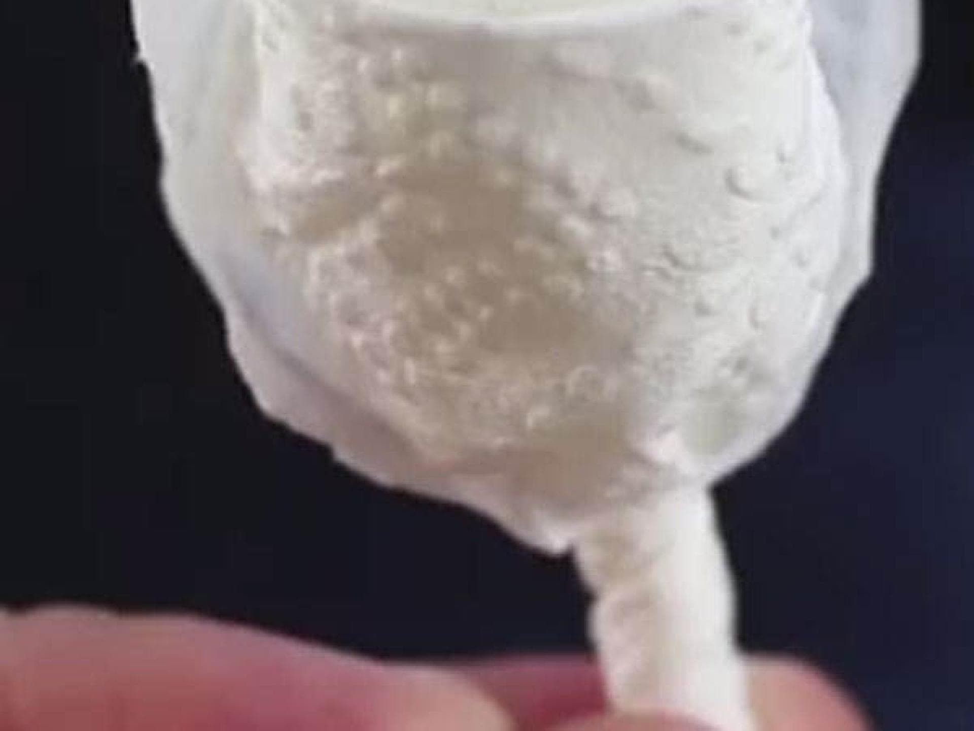 Life Hack: Rose aus Serviette basteln