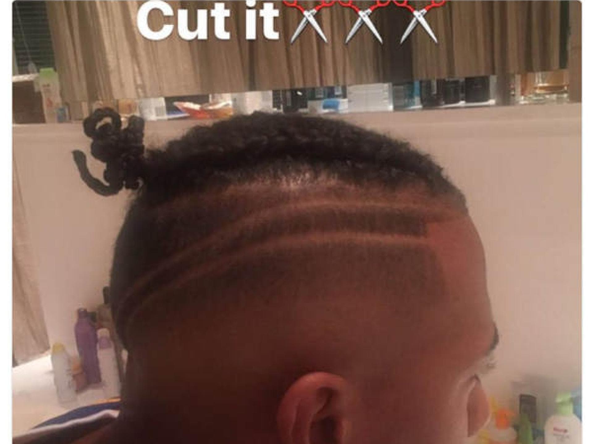 Jérôme Boateng benutzt bilou