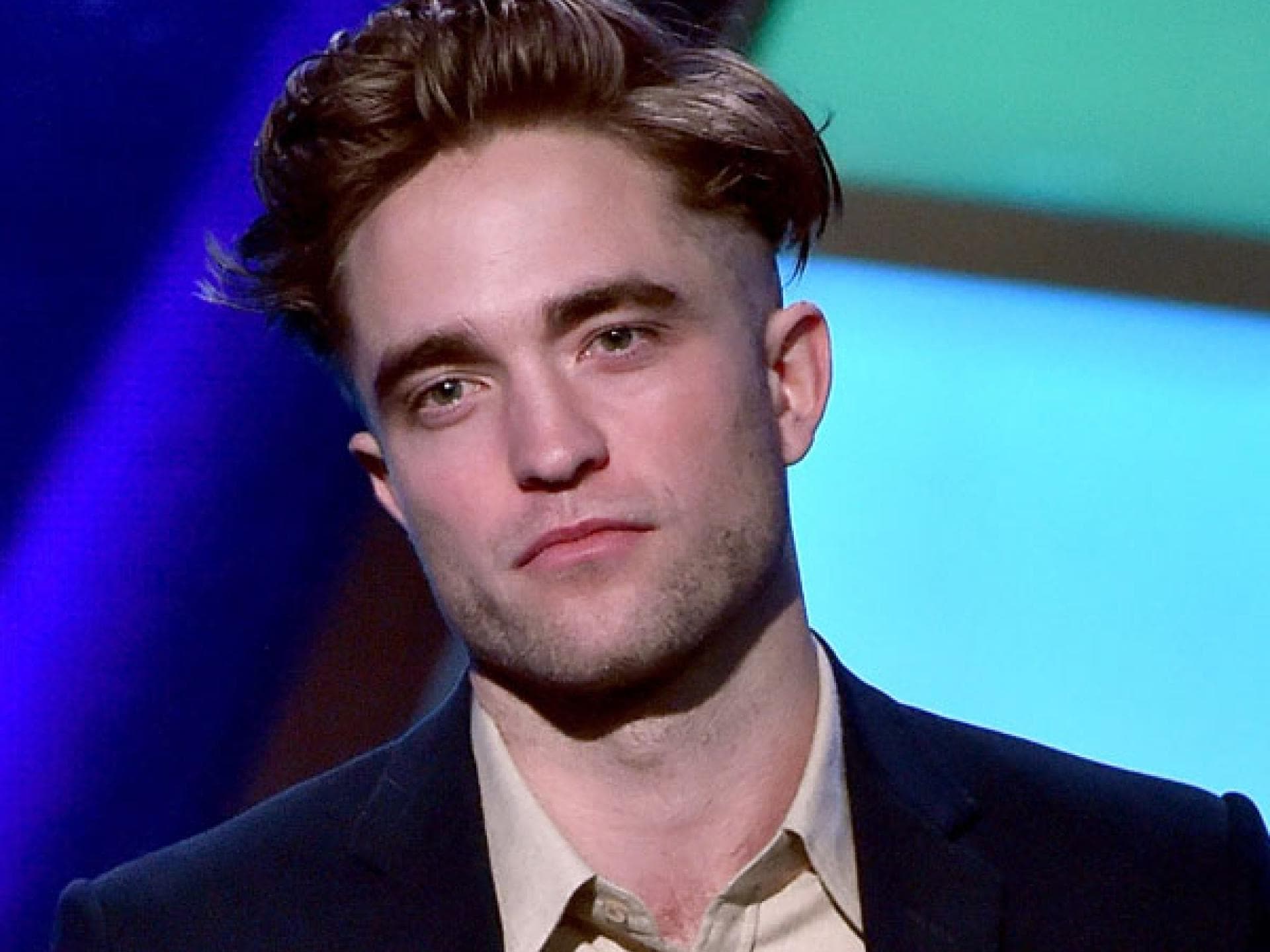 Robert Pattinson mit schlimmer Frisur Robert Pattinson mit schlimmer Frisur