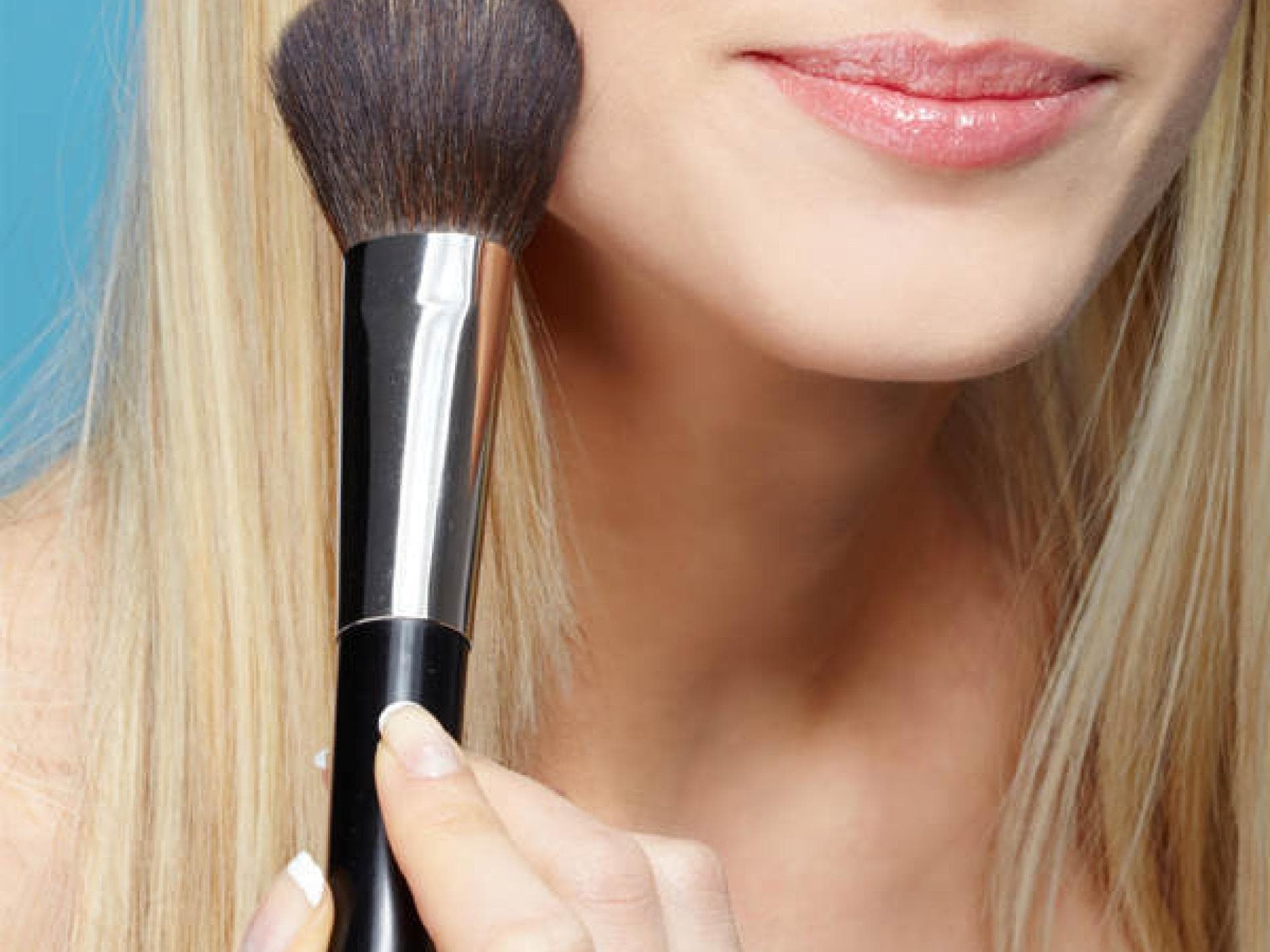 Highlighter bringen dein Gesicht zum Strahlen Highlighter bringen dein Gesicht zum Strahlen