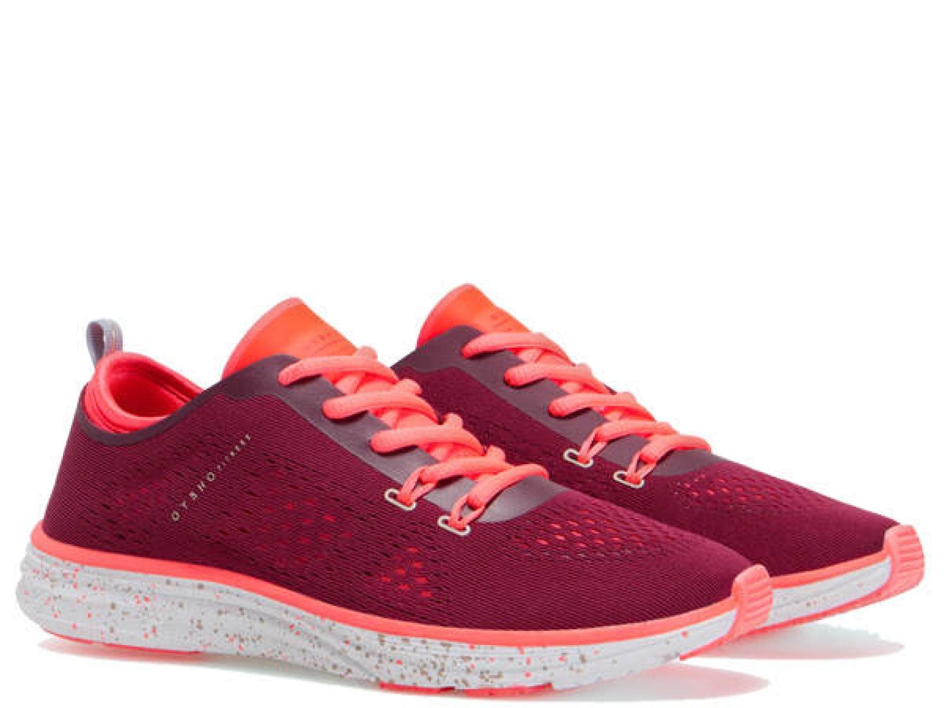 Fitnessschuhe von Oysho.de
