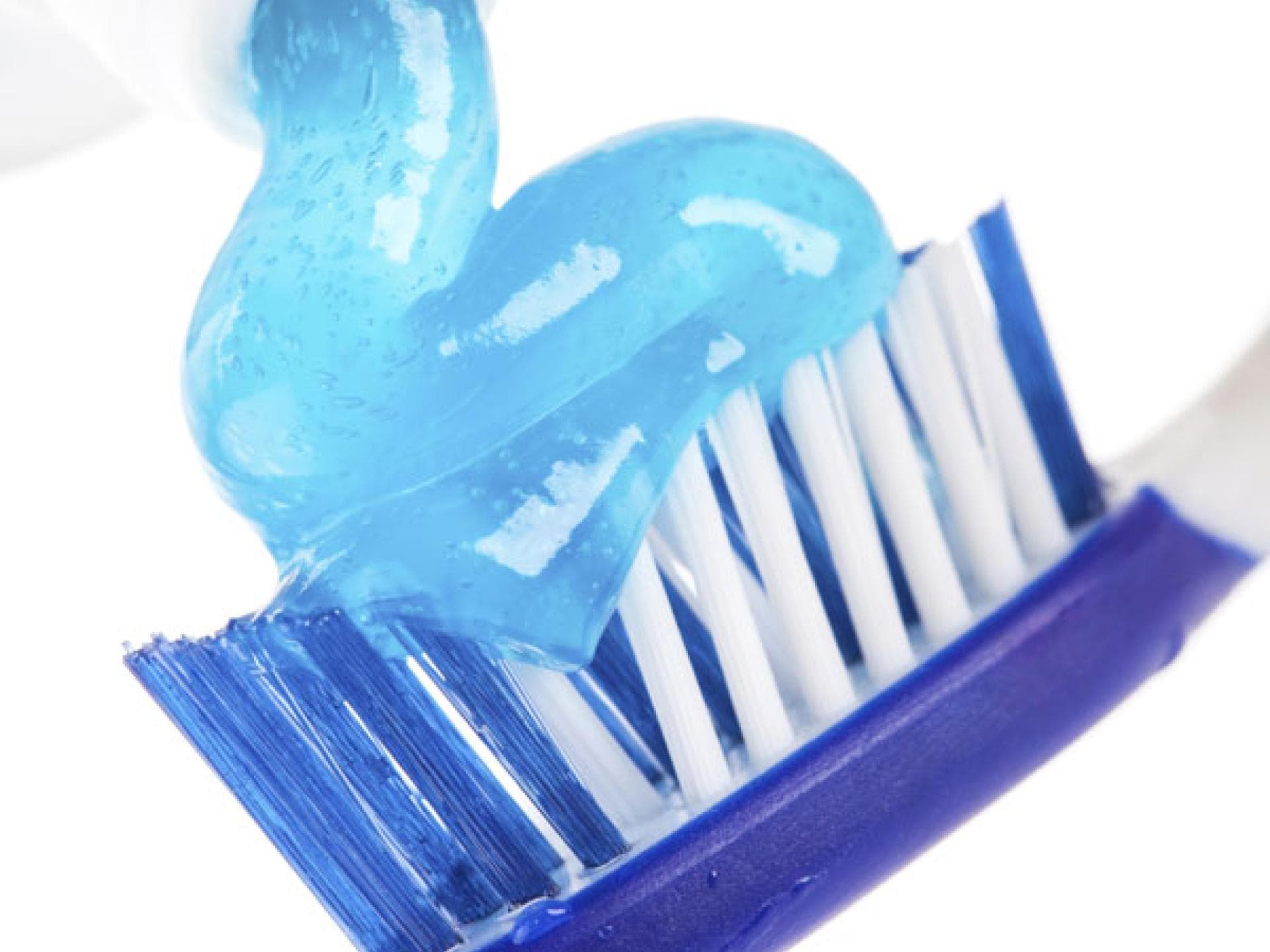 Zahnpasta mit Fluorid