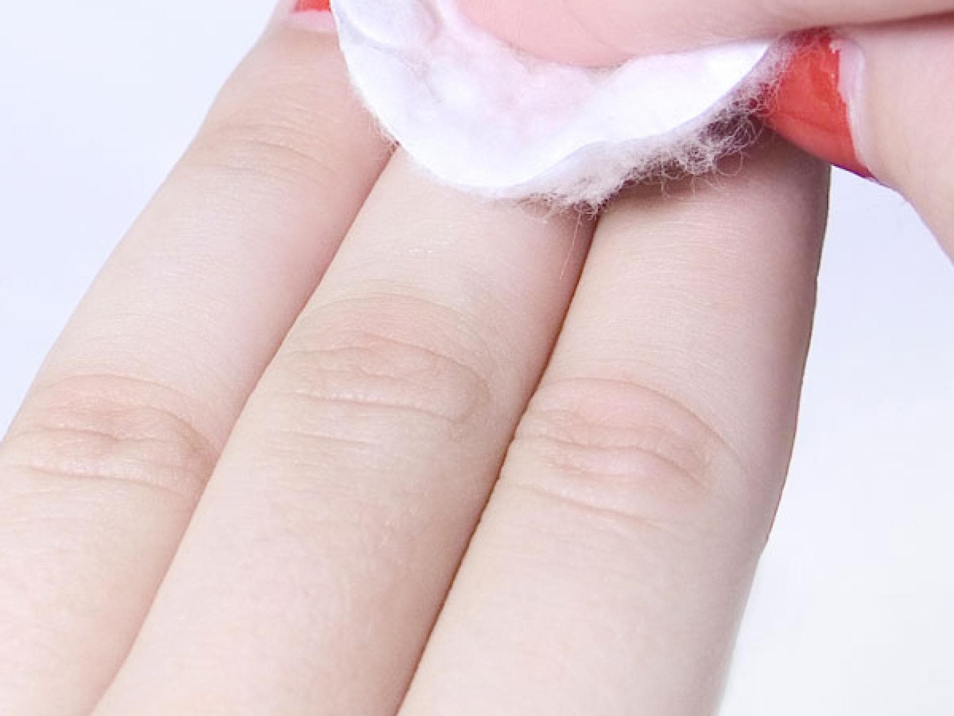 Nagellackentferner mit Aceton