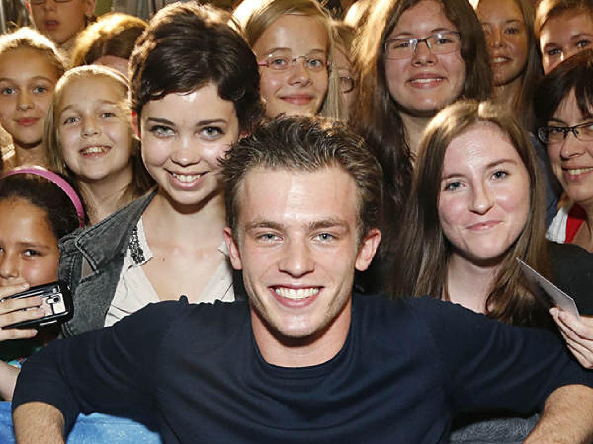 Jannis Niewöhner über Fans Jannis Niewöhner über Fans