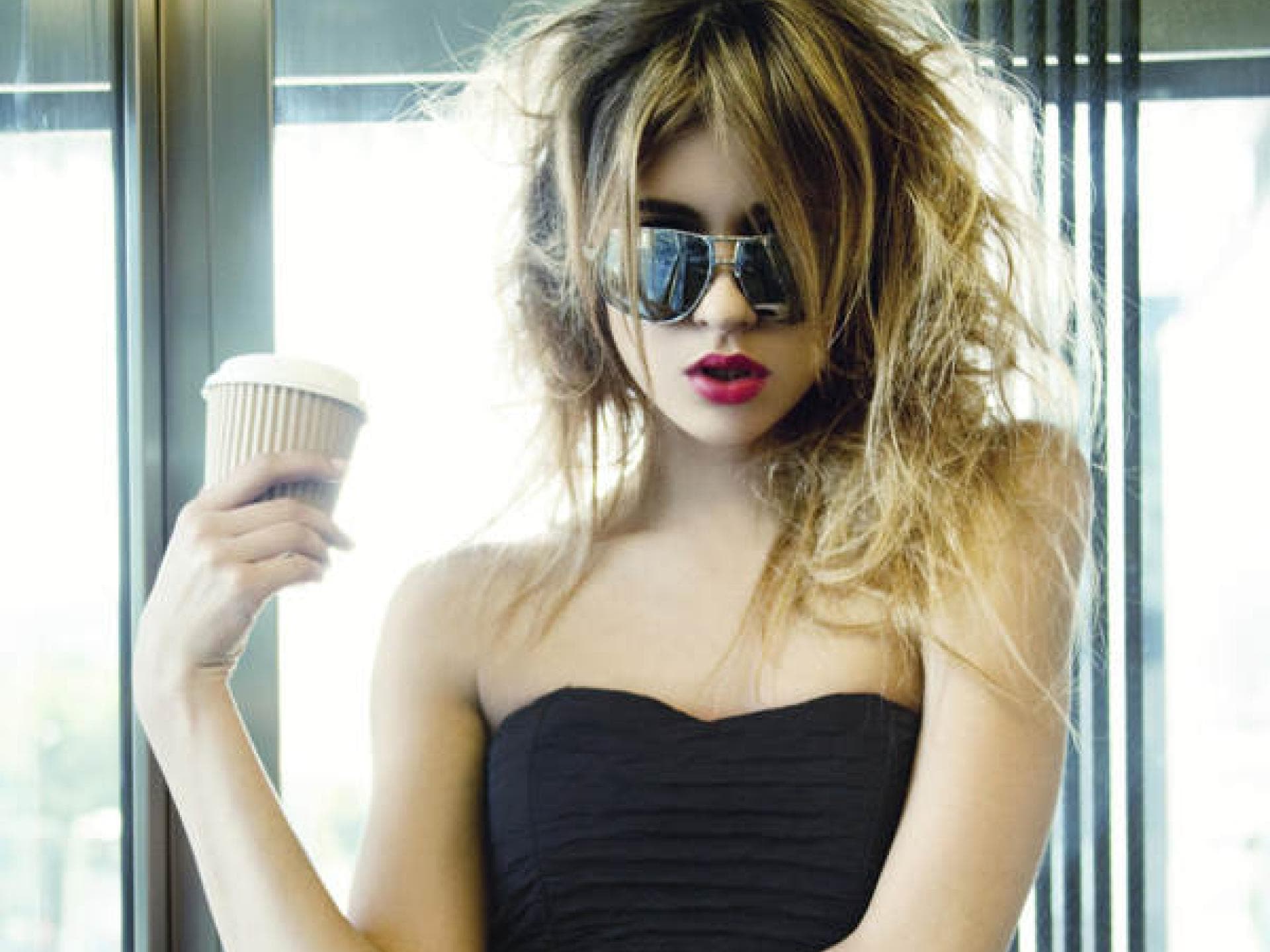 Achten nur auf das Aussehen von einem Mädchen