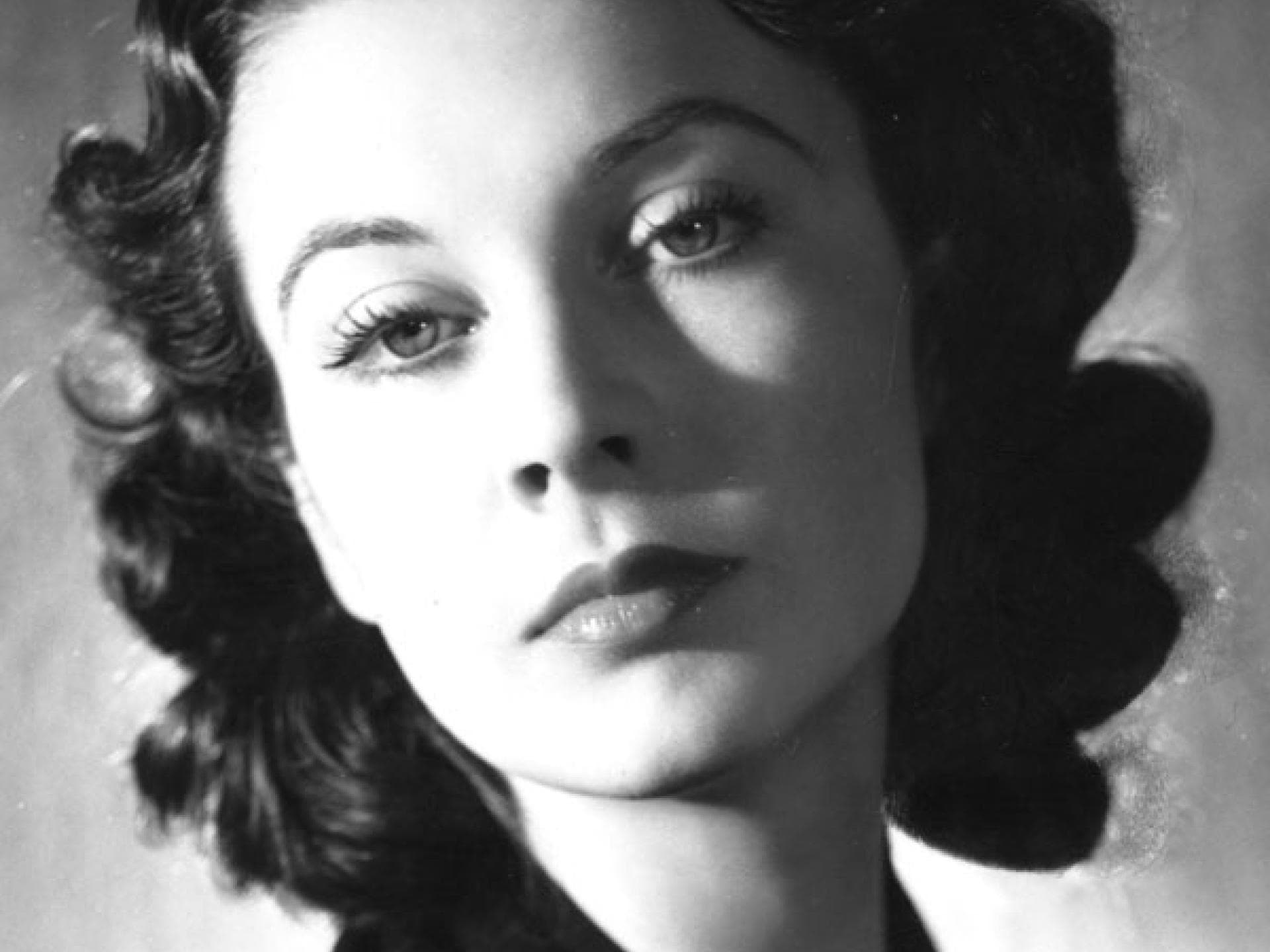 Filmfrisur von Scarlett O'Hara in "Vom Winde verweht" Filmfrisur von Scarlett O'Hara in "Vom Winde verweht"