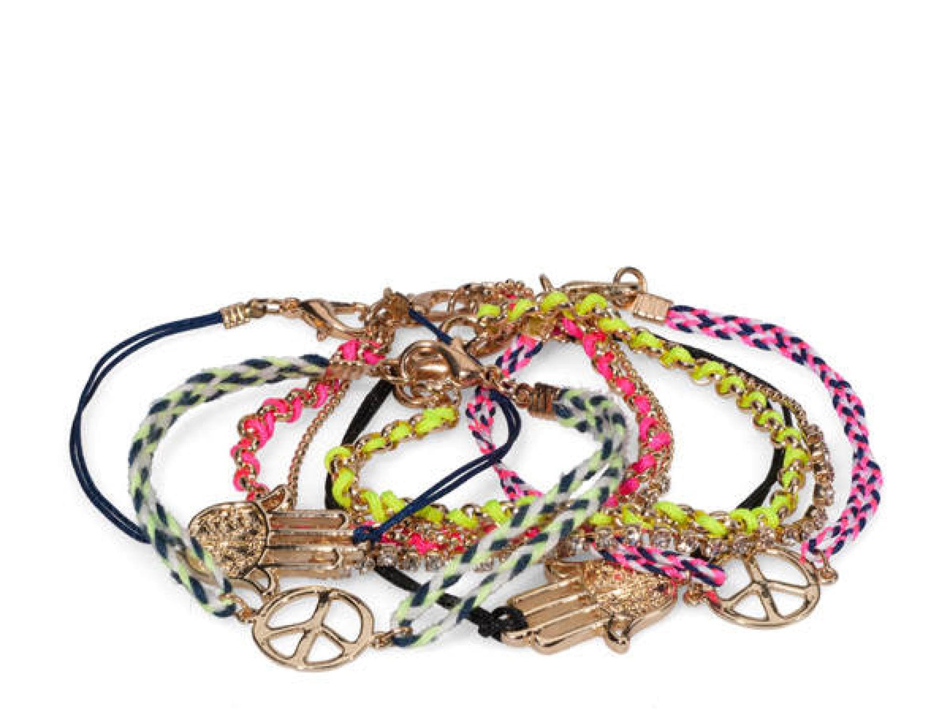 Bunte Armbänder von New Yorker