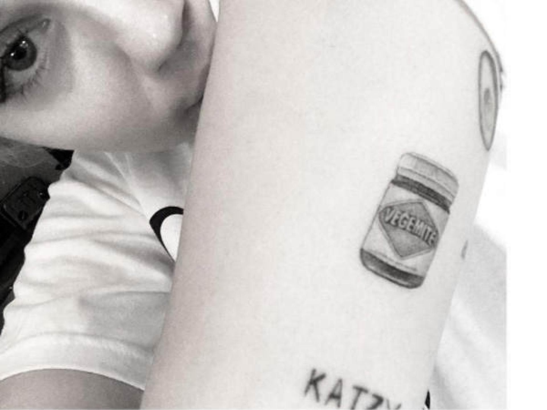 Miley Cyrus: Vegemite-Tattoo für Liam? Miley Cyrus: Vegemite-Tattoo für Liam?