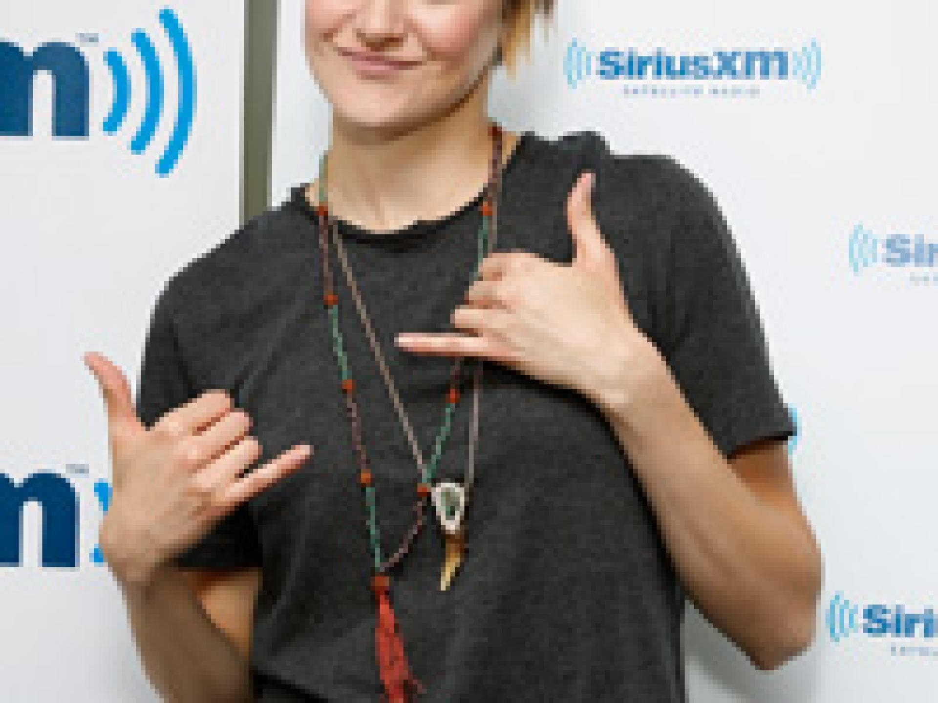 shailene-woodley-inline-200x200-1933898.jpg shailene-woodley-inline-200x200-1933898.jpg