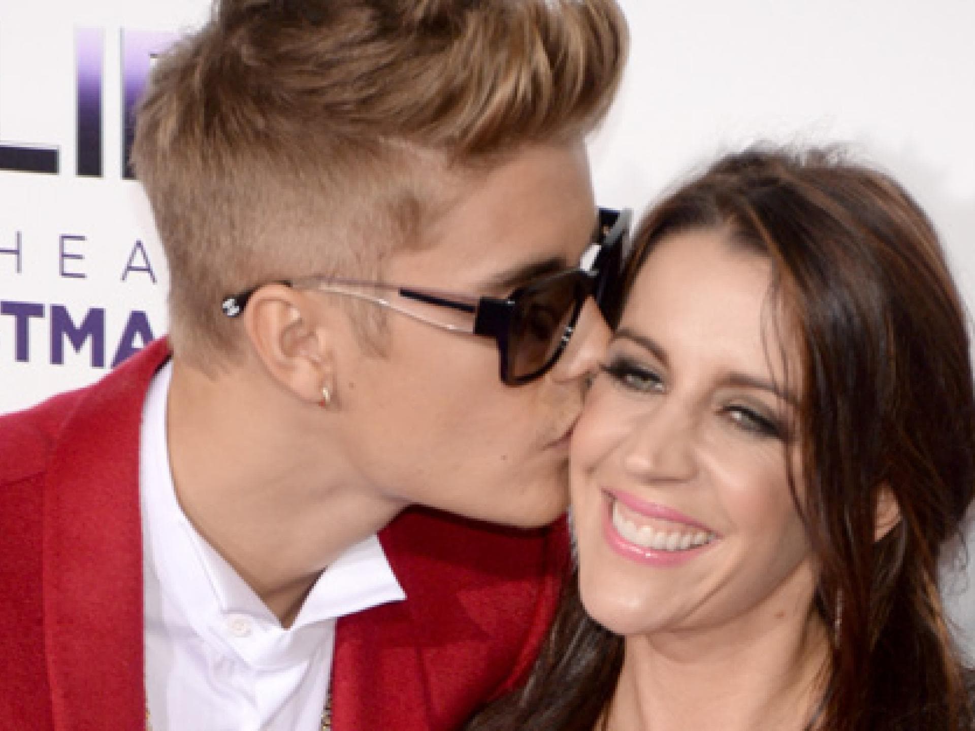 justin-bieber-pattie-mallette-1910888.jpg justin-bieber-pattie-mallette-1910888.jpg