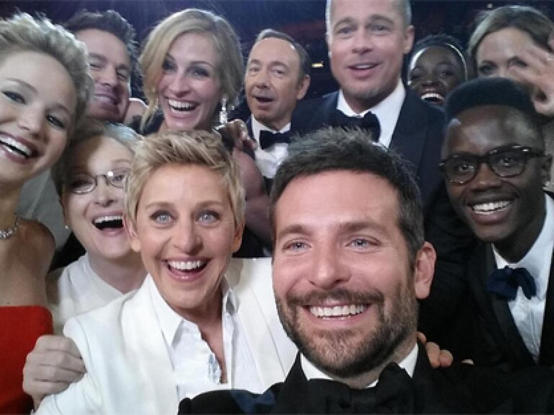 oscars-2014-selfie-1925327.jpg oscars-2014-selfie-1925327.jpg