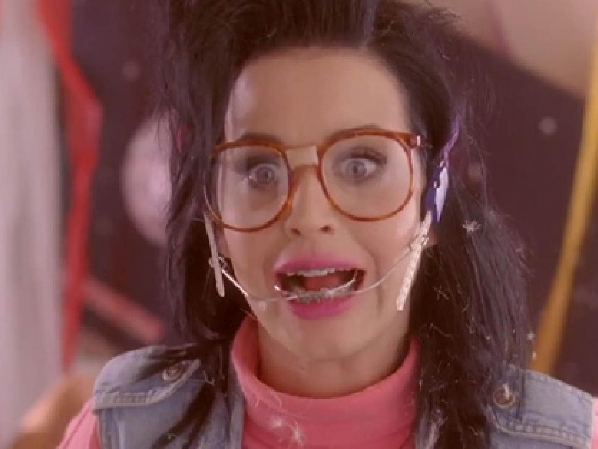 katy-perry-im-clip-zu-last-friday-night-557x313-1177074.jpg