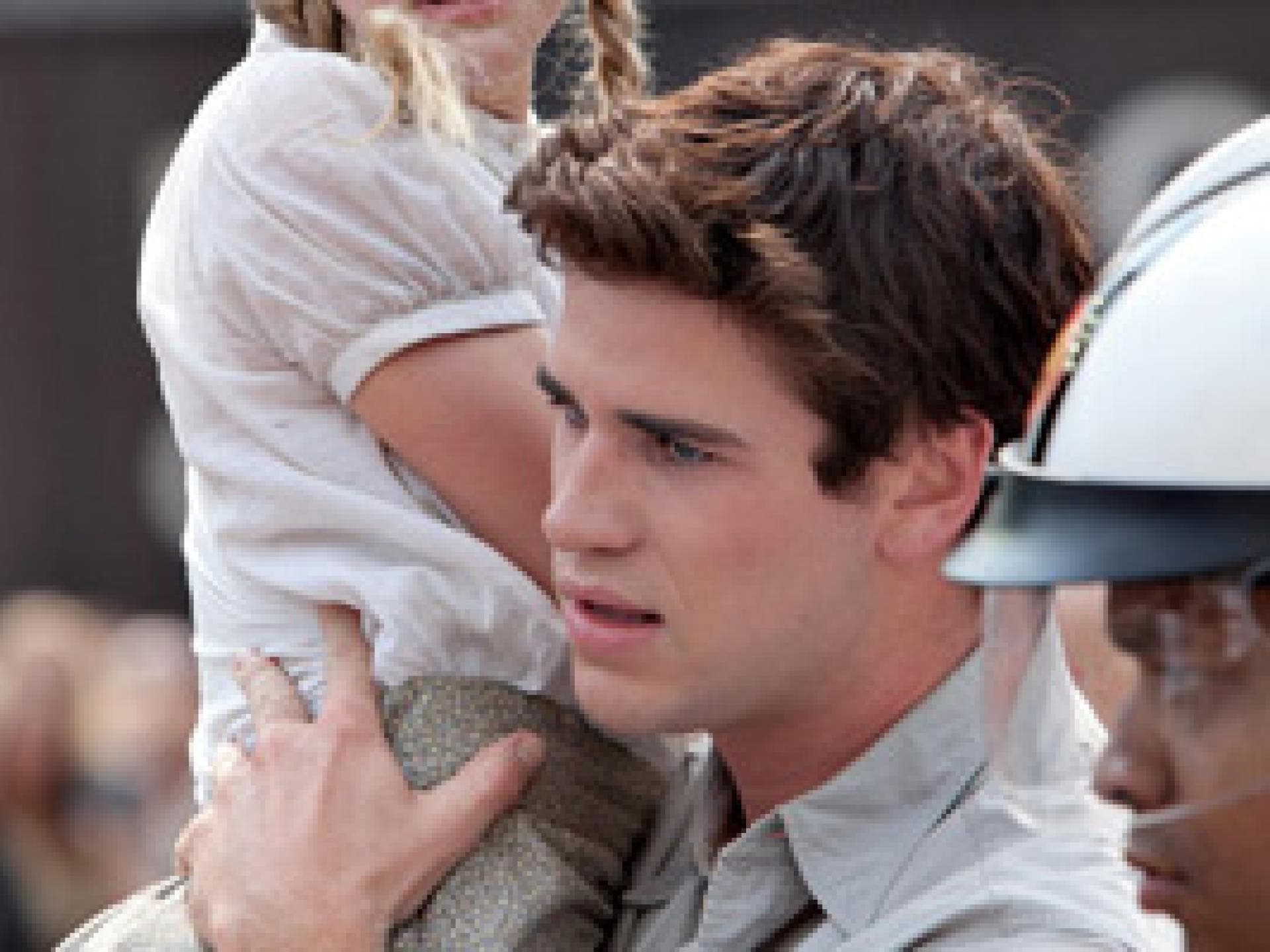 gale-hawthorne-1568268.jpg