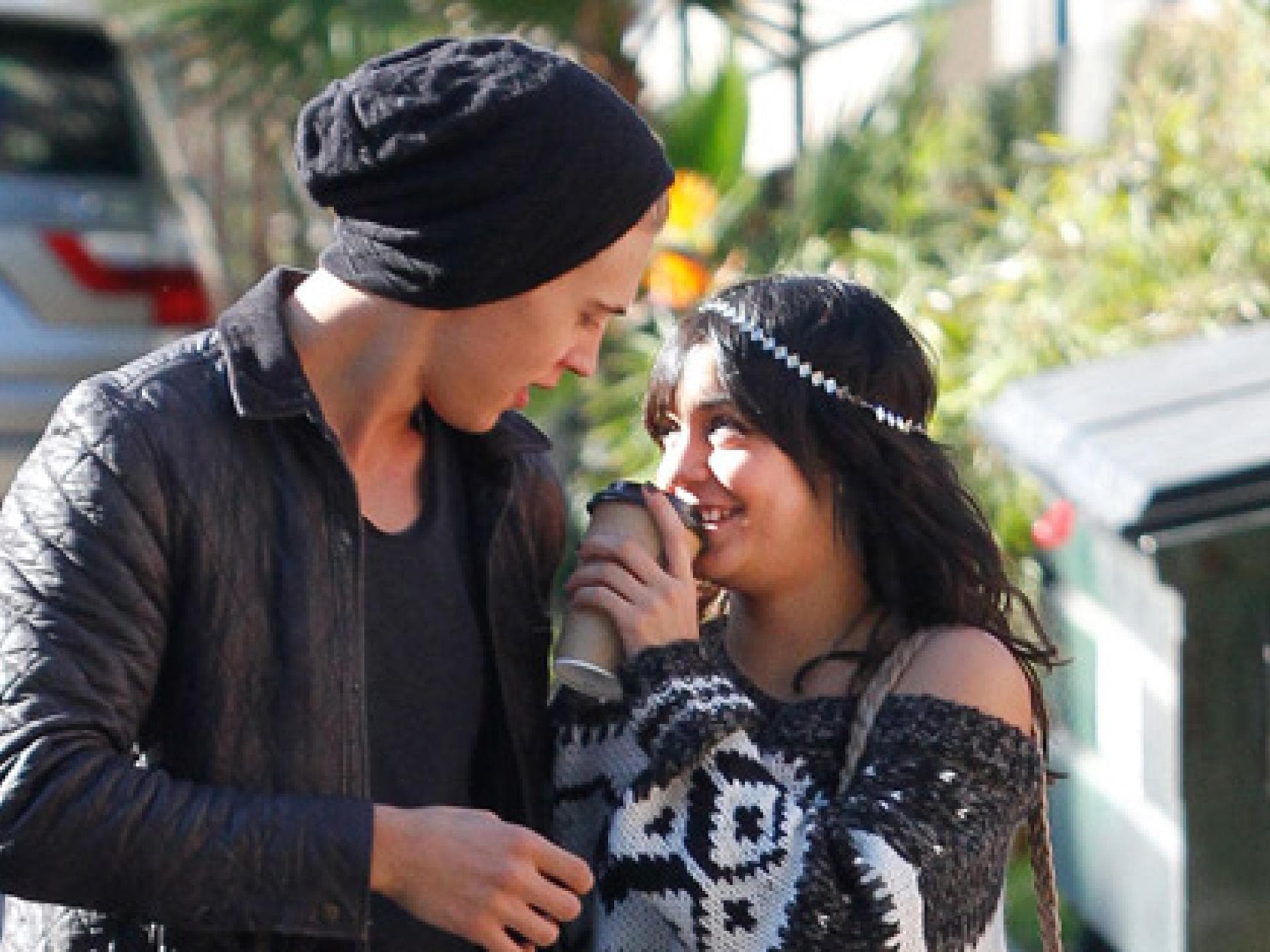 vanessa-hudgens-und-austin-butler-sind-ein-paar-557x313-bild-2-1358007.jpg vanessa-hudgens-und-austin-butler-sind-ein-paar-557x313-bild-2-1358007.jpg