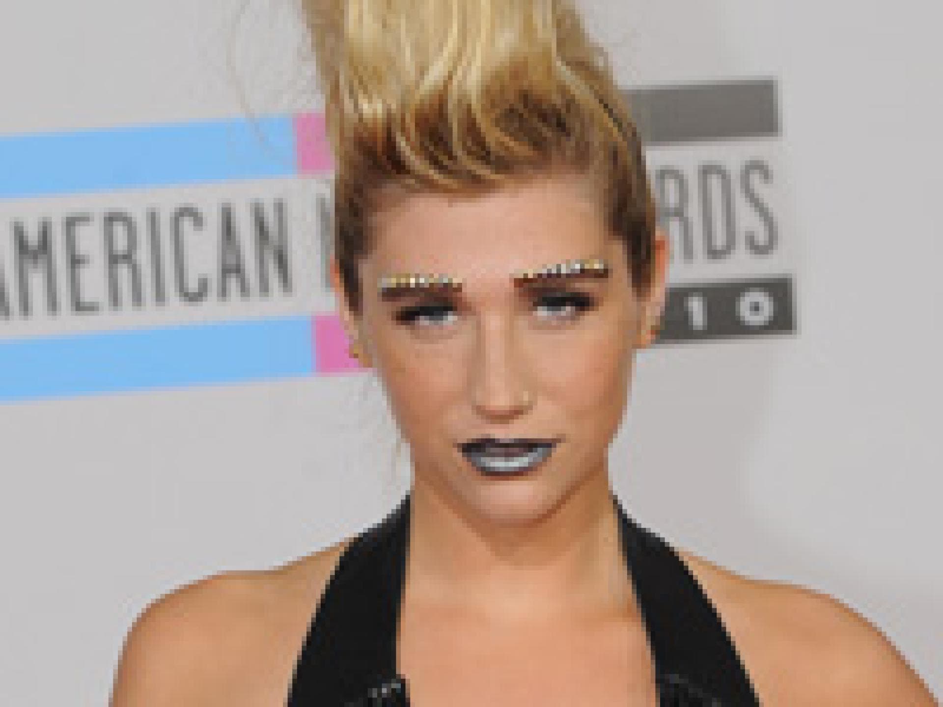 kesha-getty-images-200x200-bild-1-964891.jpg kesha-getty-images-200x200-bild-1-964891.jpg
