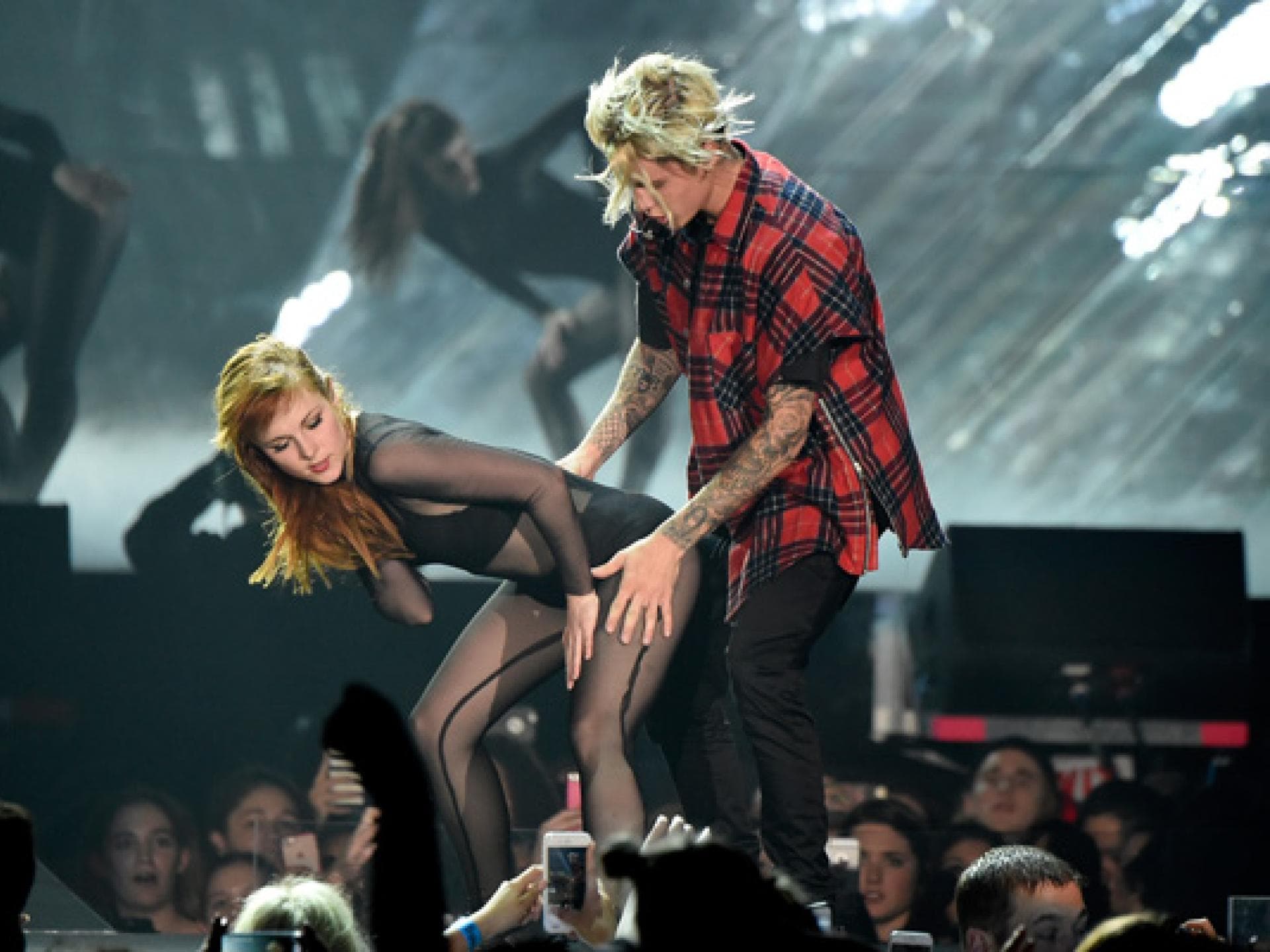 justin-bieber-tour-inline1-678745.jpg justin-bieber-tour-inline1-678745.jpg