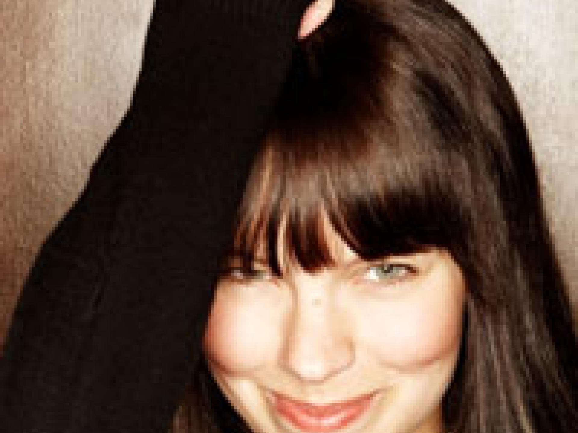 marit-larsen-200x300-bild-1-481646.jpg