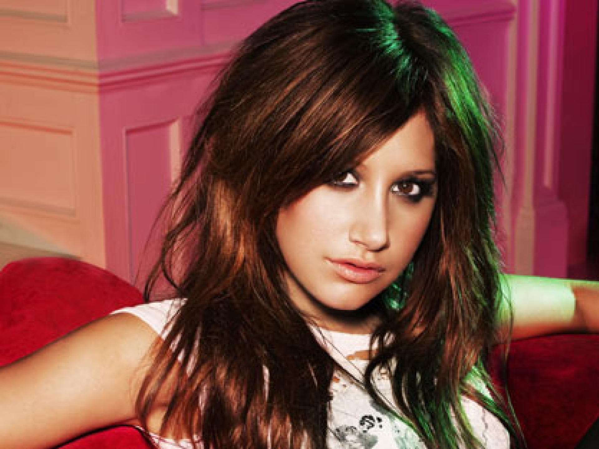 ashley-tisdale-557x313-414389.jpg ashley-tisdale-557x313-414389.jpg