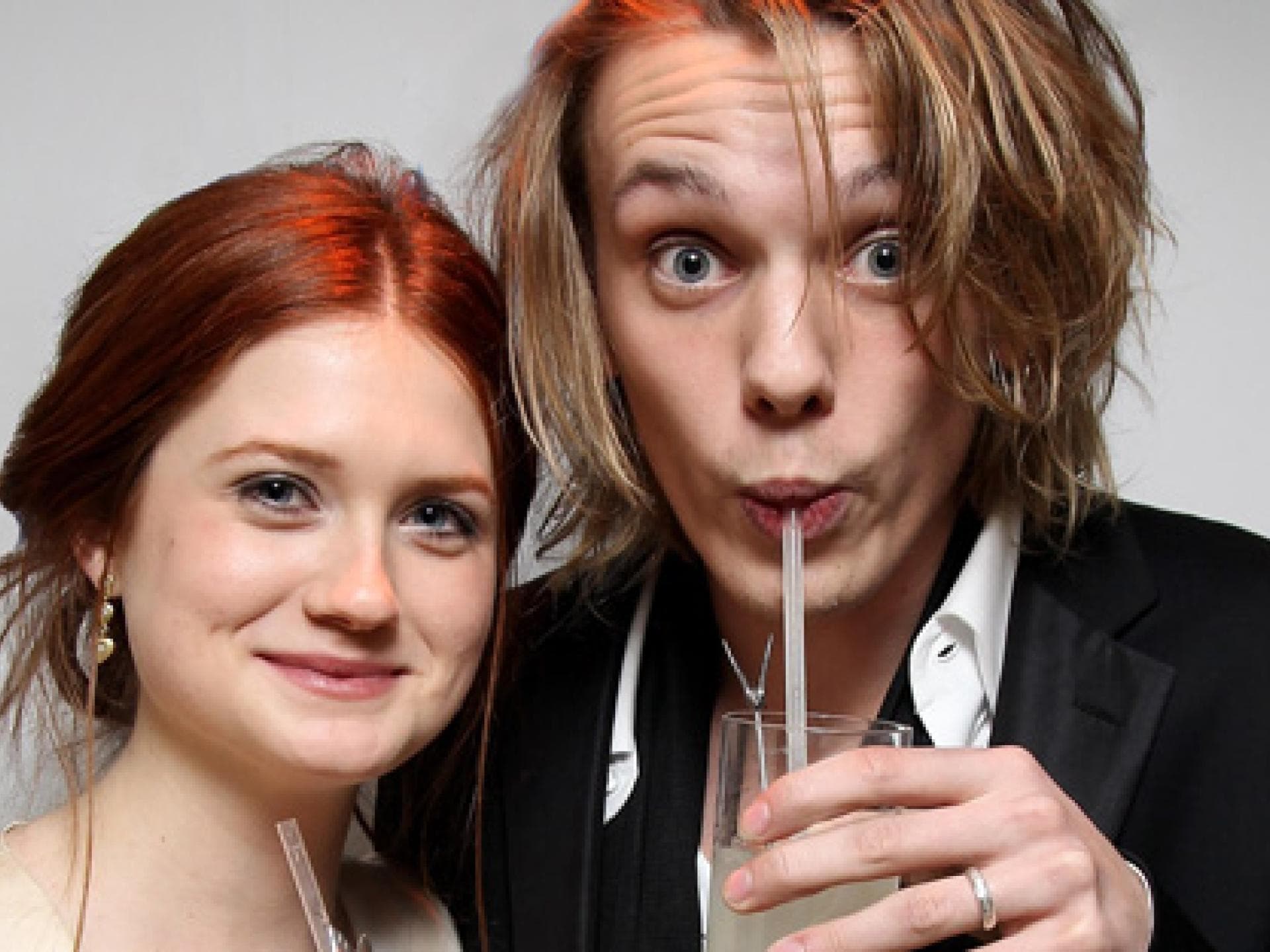 bonnie-wright-und-jamie-campbell-bower-getty-images-557x313-707271.jpg
