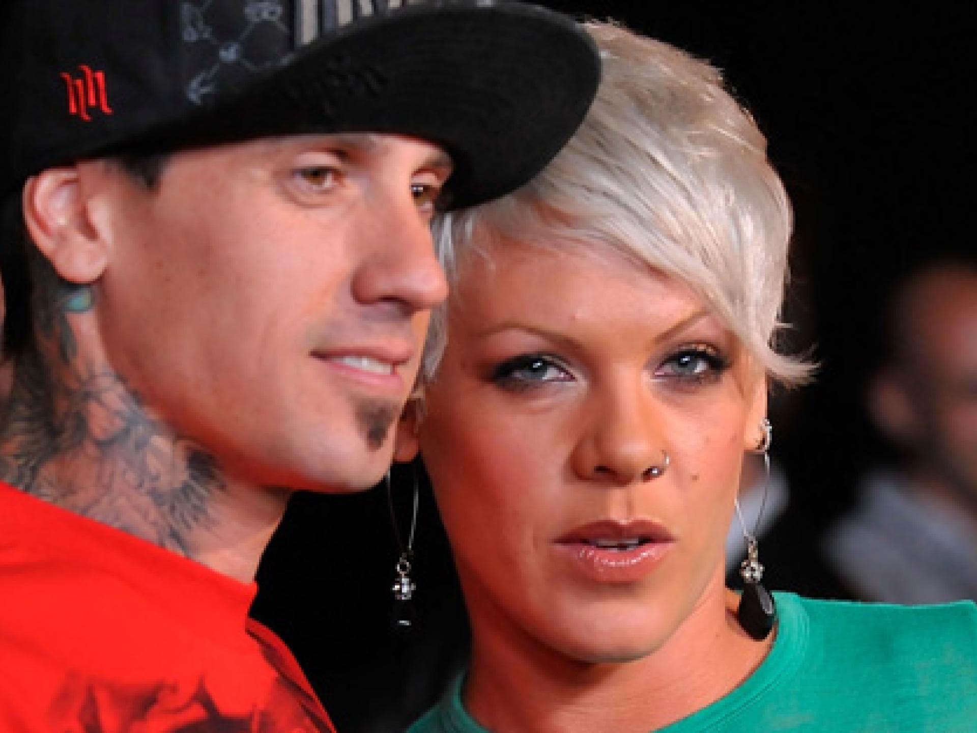 pink-und-carey-hart-ddp-images-557x313-953597.jpg pink-und-carey-hart-ddp-images-557x313-953597.jpg