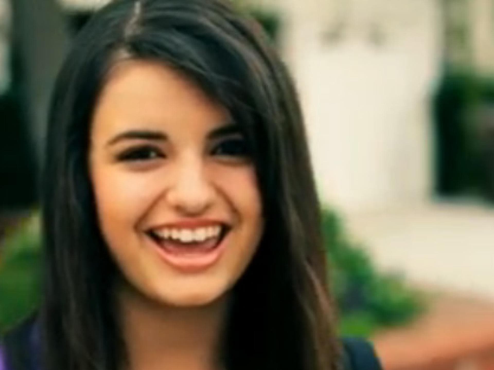 rebecca-black-mit-friday-557x313-1088064.jpg