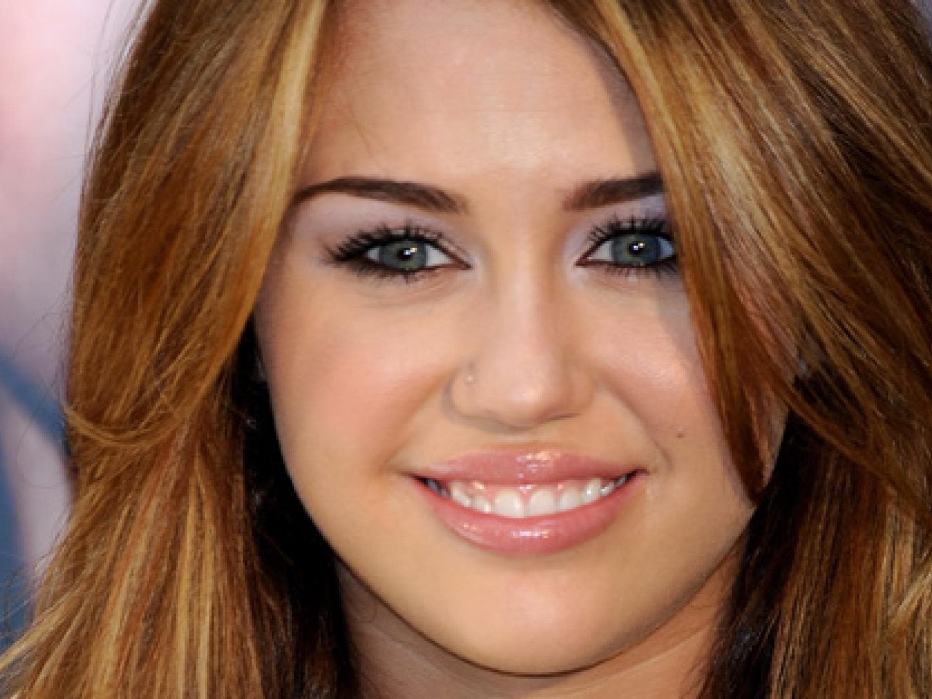 miley-cyrus-getty-images-557x313-723955.jpg