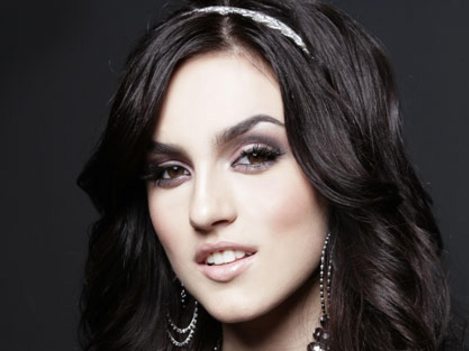 antonella-trapani-foto-warner-music-557x313-795247.jpg