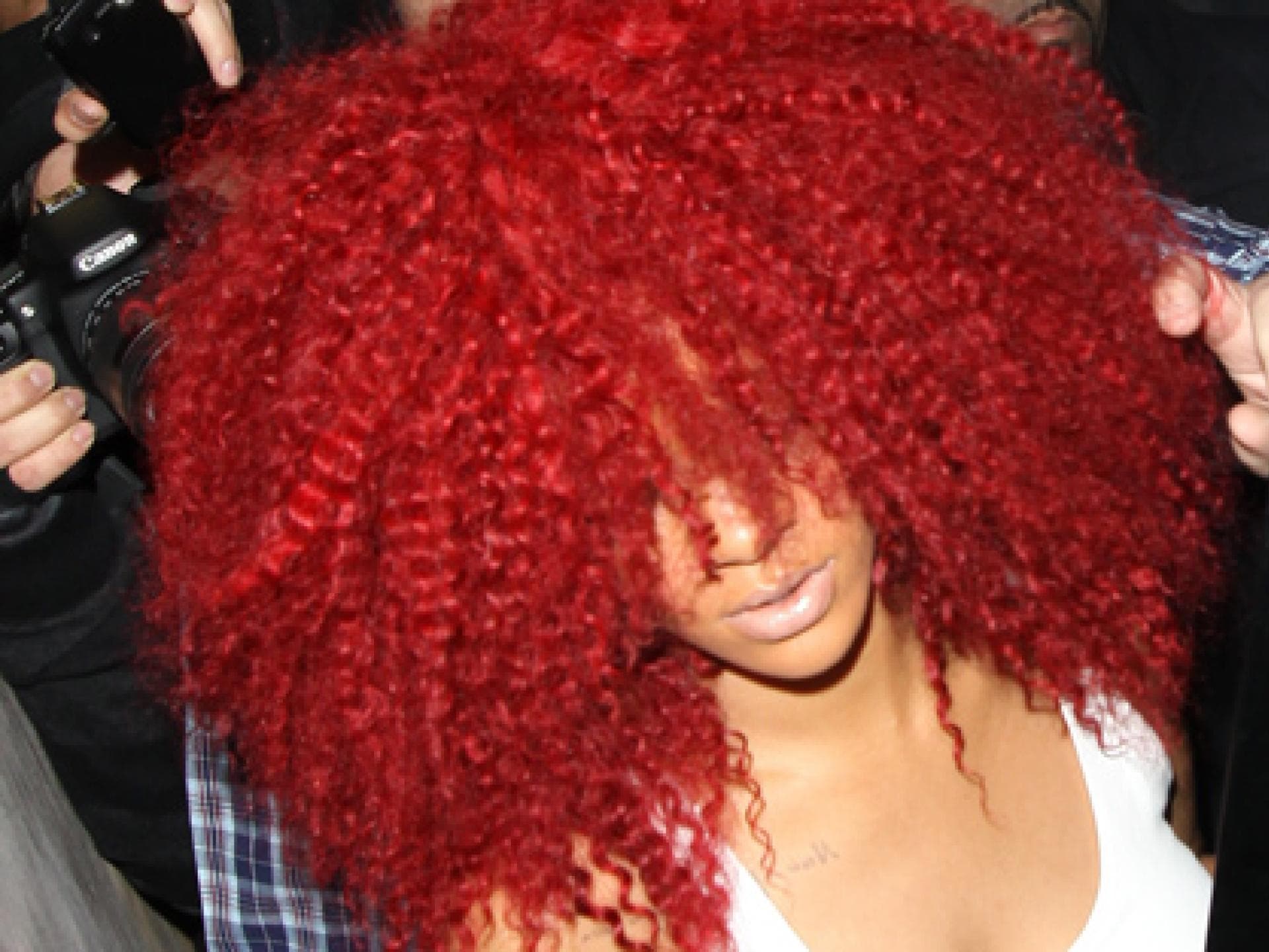rihanna-und-ihre-neue-frisur-557x313-1023375.jpg rihanna-und-ihre-neue-frisur-557x313-1023375.jpg