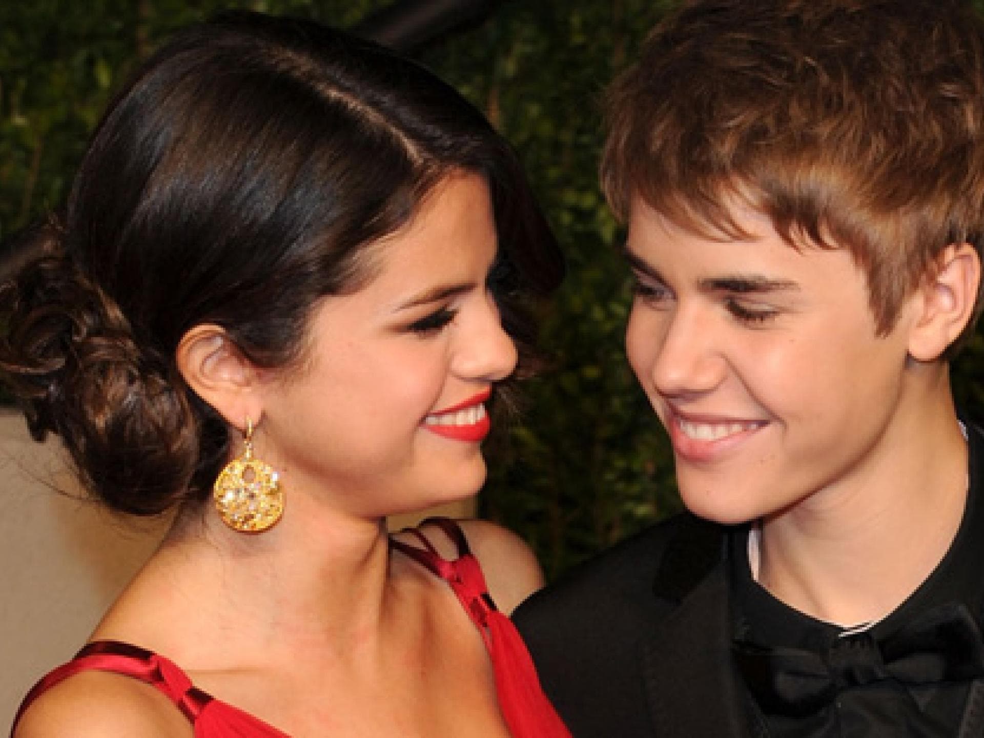 selena-gomez-und-justin-bieber-getty-images-557x313-1064687.jpg selena-gomez-und-justin-bieber-getty-images-557x313-1064687.jpg