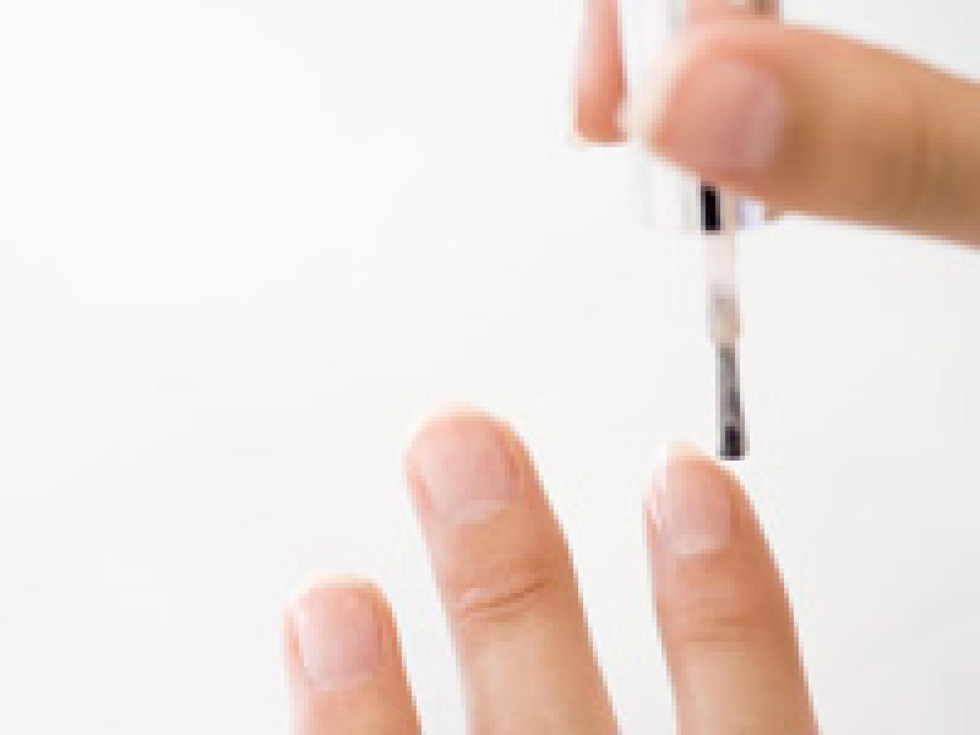 french-manicure-der-klassiker-fuer-gepflegte-naegel-200x150-bild-2-425611.jpg