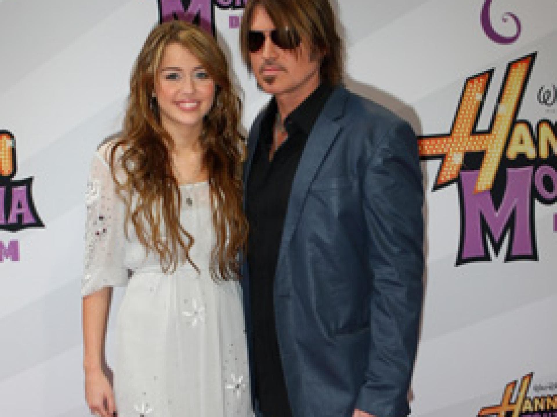 hannah-montana-filmpremiere-miley-cyrus-in-muenchen-275x400-bild-2-395493.jpg hannah-montana-filmpremiere-miley-cyrus-in-muenchen-275x400-bild-2-395493.jpg