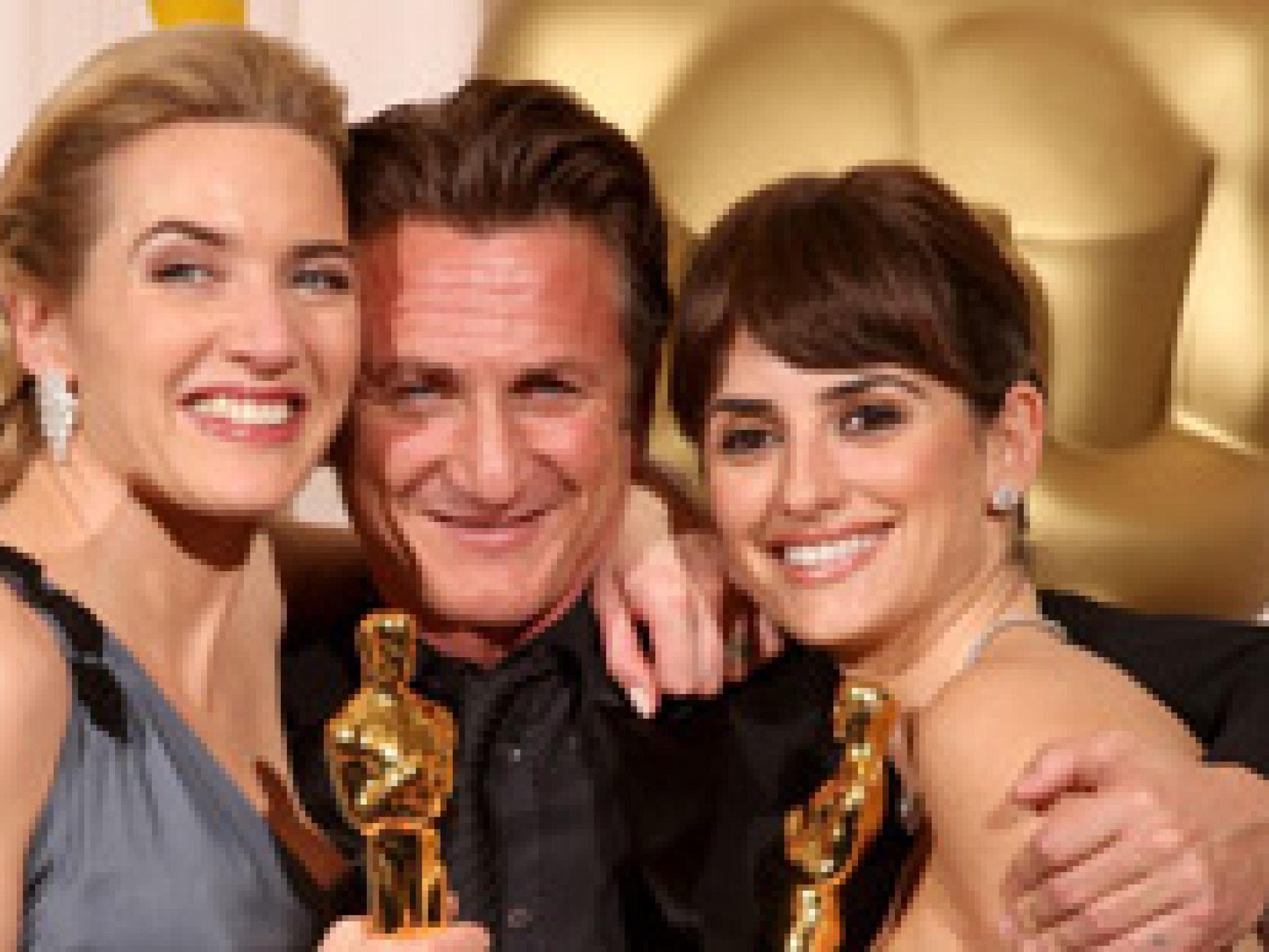 zac-efron-und-vanessa-hudgens-sangen-bei-den-oscars-275x155-bild-2-333620.jpg zac-efron-und-vanessa-hudgens-sangen-bei-den-oscars-275x155-bild-2-333620.jpg