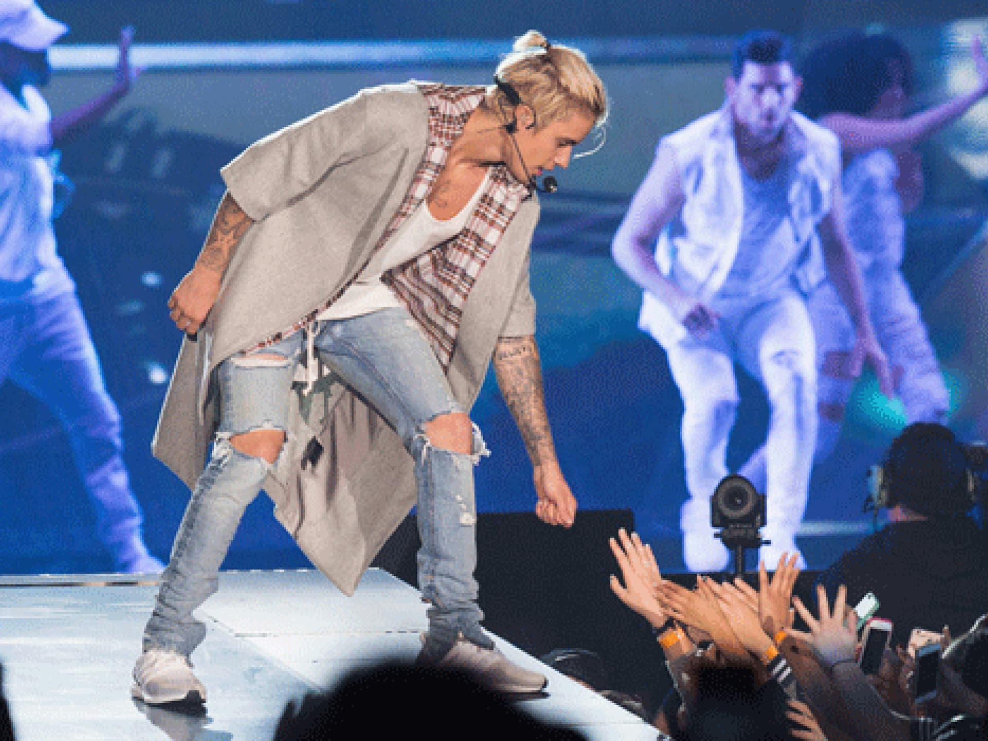 justin-bieber-2113430.jpg justin-bieber-2113430.jpg