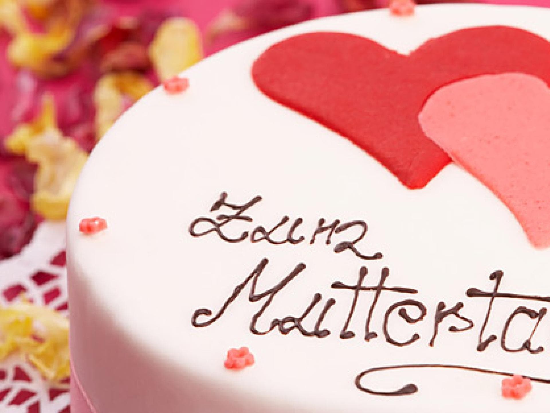 muttertag-geschenktipps-ueberraschungen-fuer-deine-mama-557x313-403853.jpg muttertag-geschenktipps-ueberraschungen-fuer-deine-mama-557x313-403853.jpg
