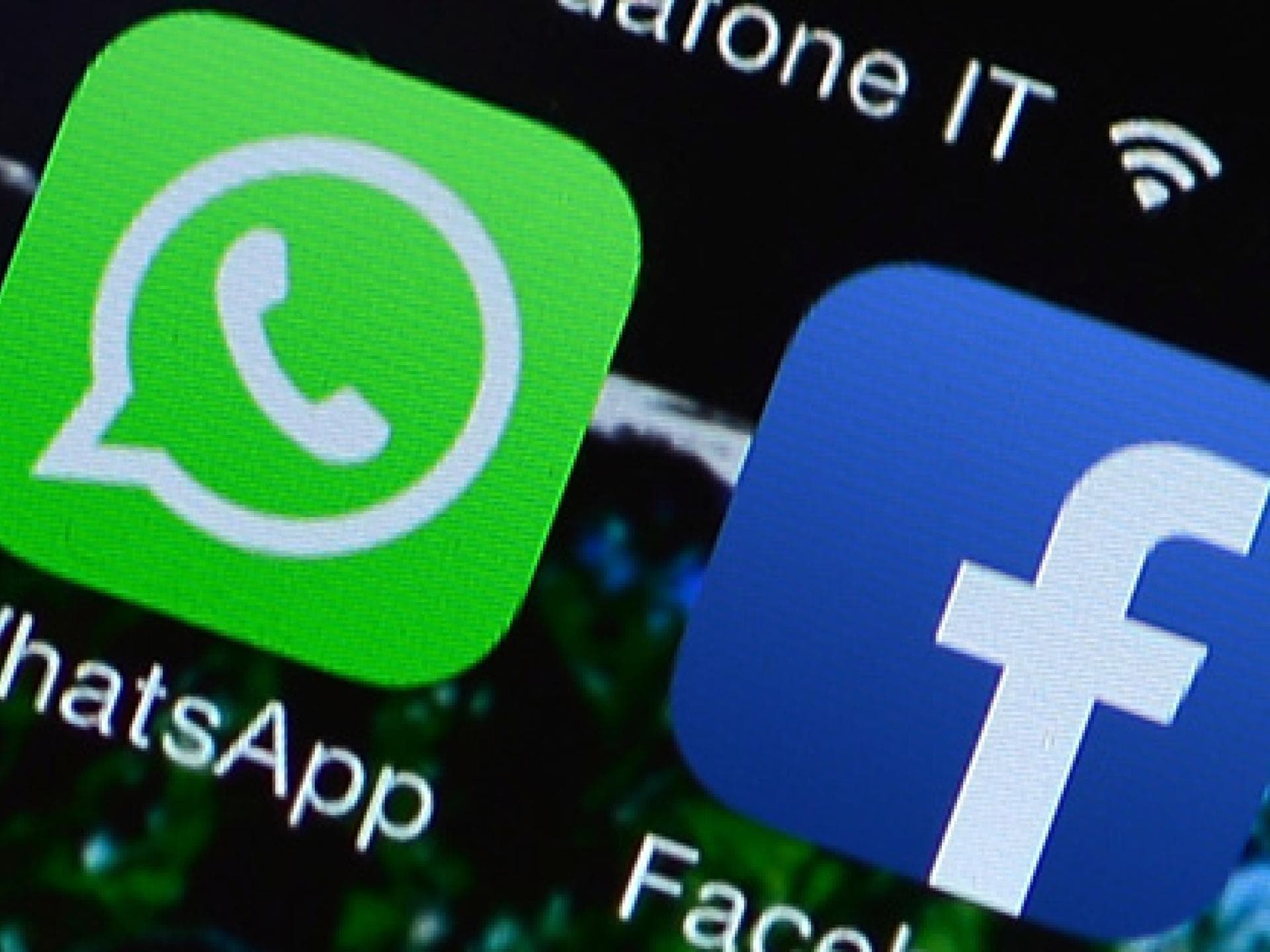 whatsapp-in-facebook-557-2044307.jpg