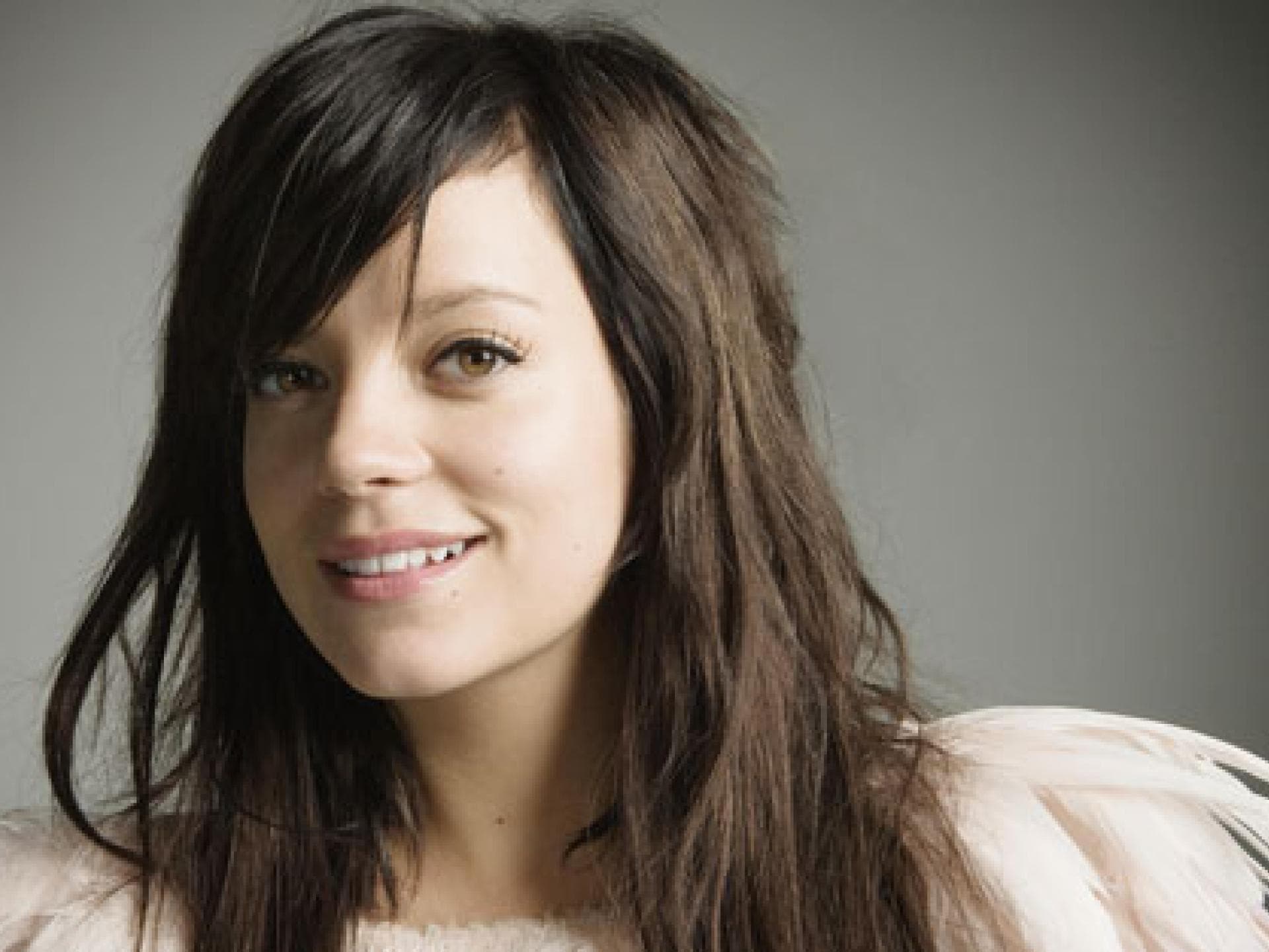 lily-allen-foto-emi-simon-emmet-557x313-302487.jpg lily-allen-foto-emi-simon-emmet-557x313-302487.jpg