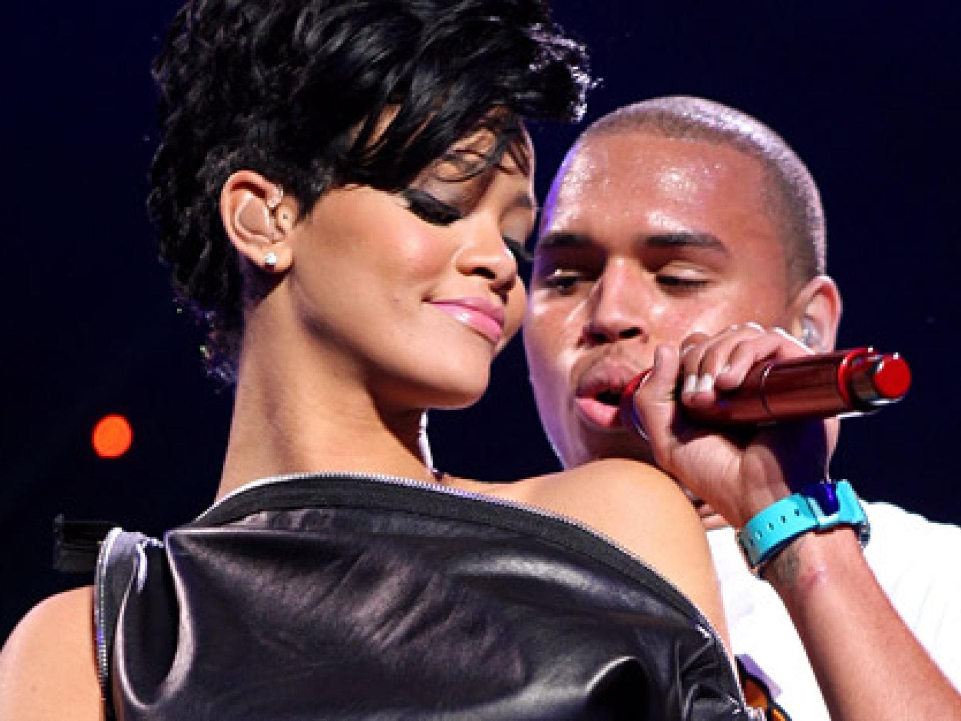 rihanna-chris-brown-557x313-357901.jpg rihanna-chris-brown-557x313-357901.jpg
