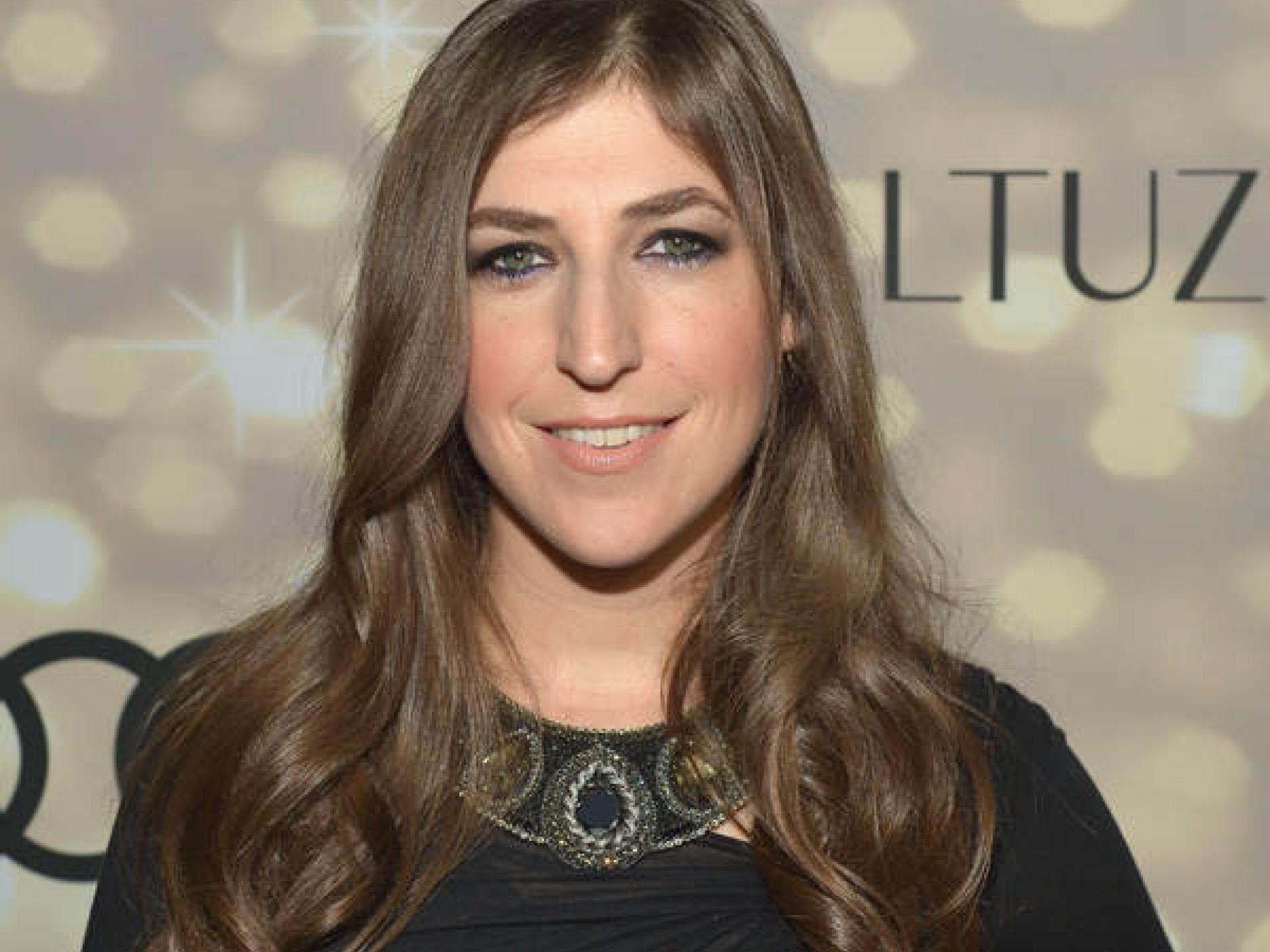 Was hat Mayim Bialik studiert?