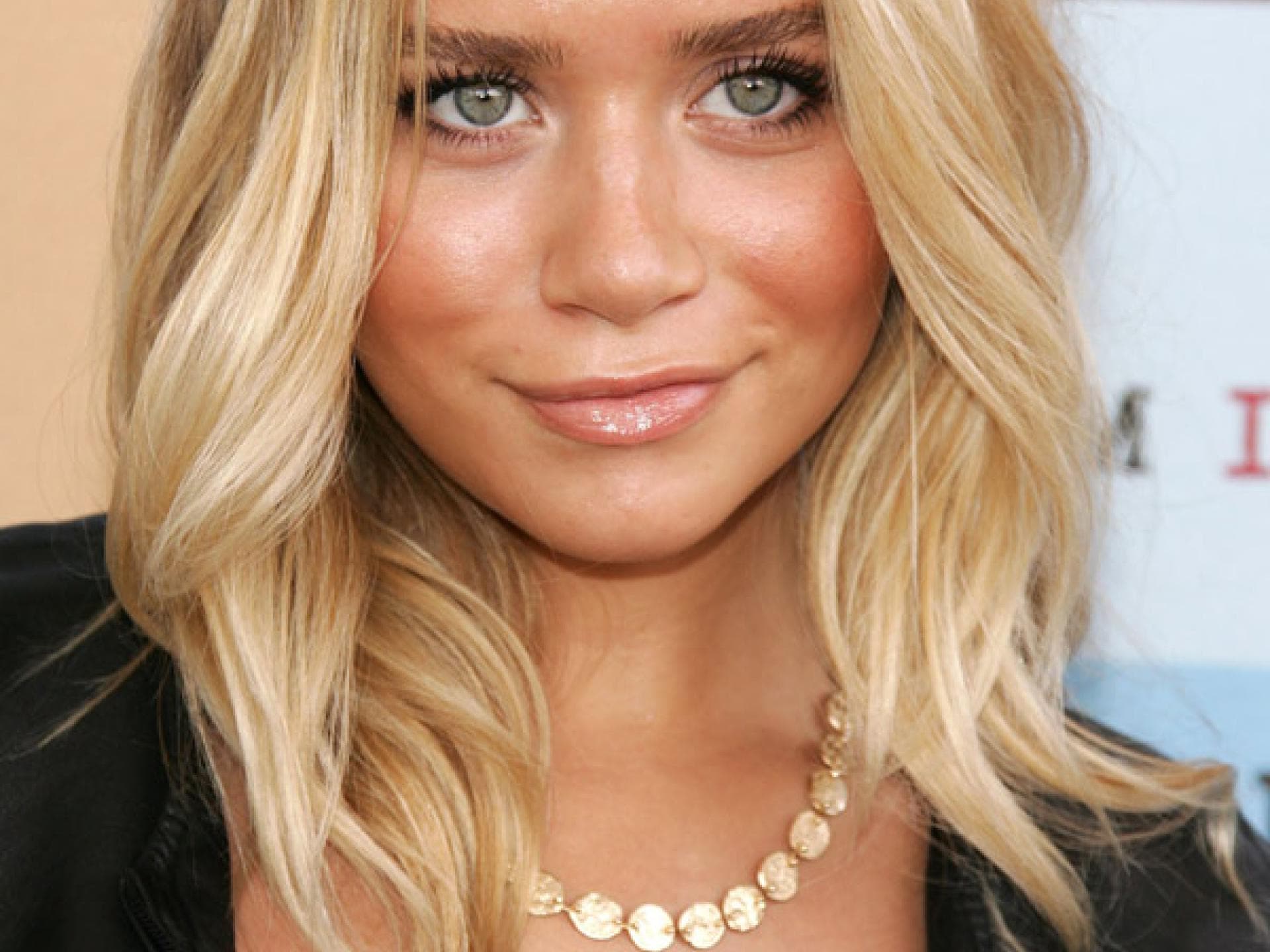 Mittellange Frisur von Ashley Olsen