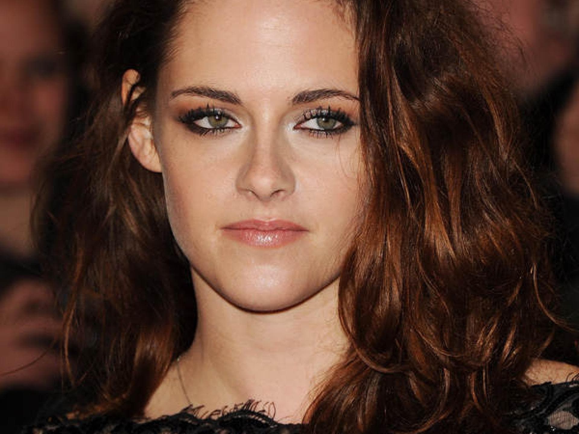 Kristen Stewart: Rich and Famous