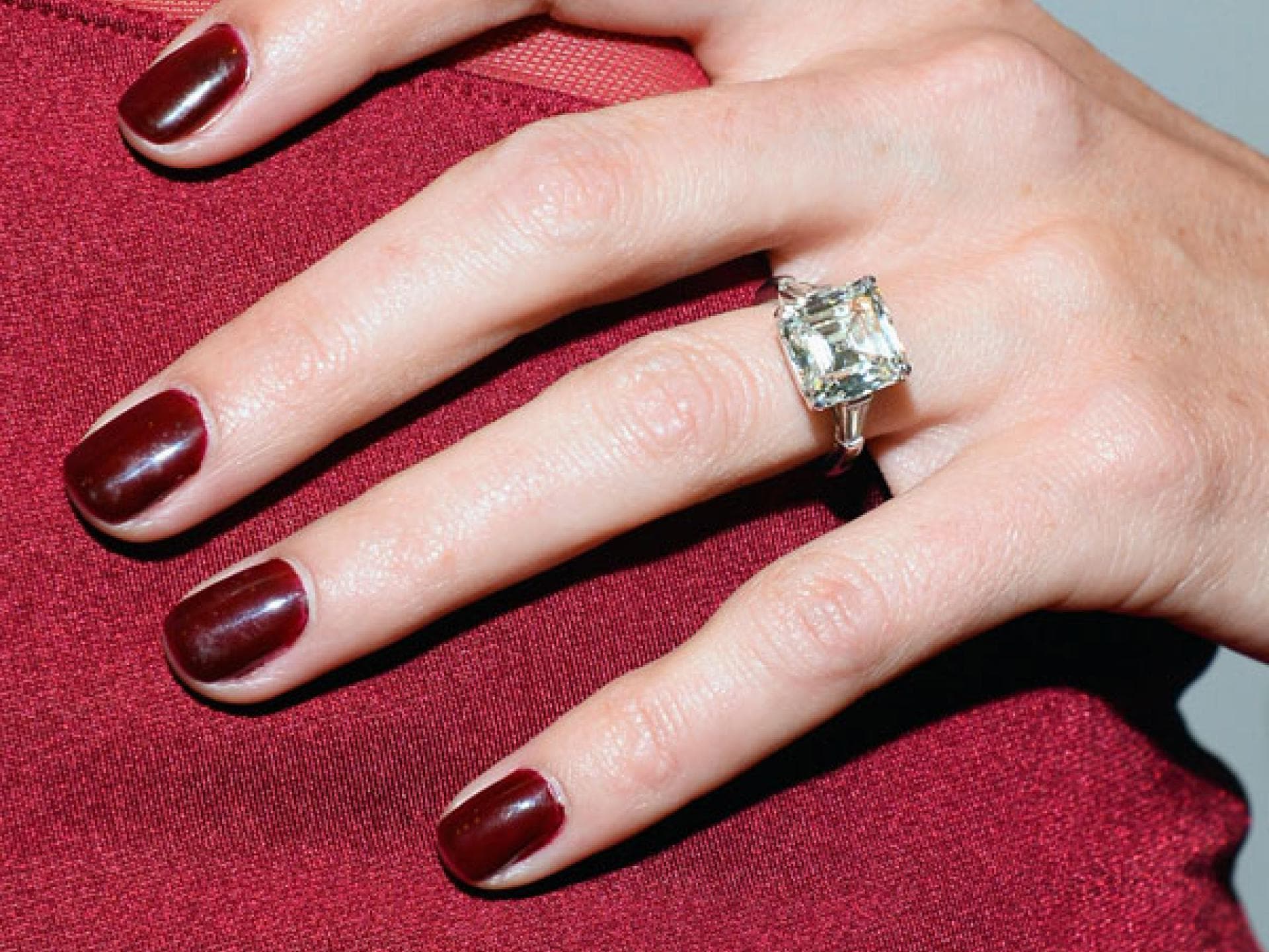 Nagellack für Sternzeichen Stier